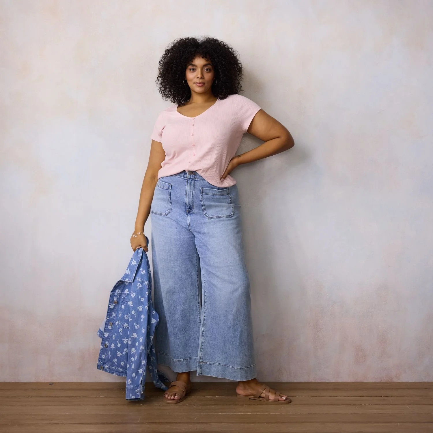 WOMENS SPORTSWEAR_7909890_Pink Envelope_ALT3_135_preview.jpg