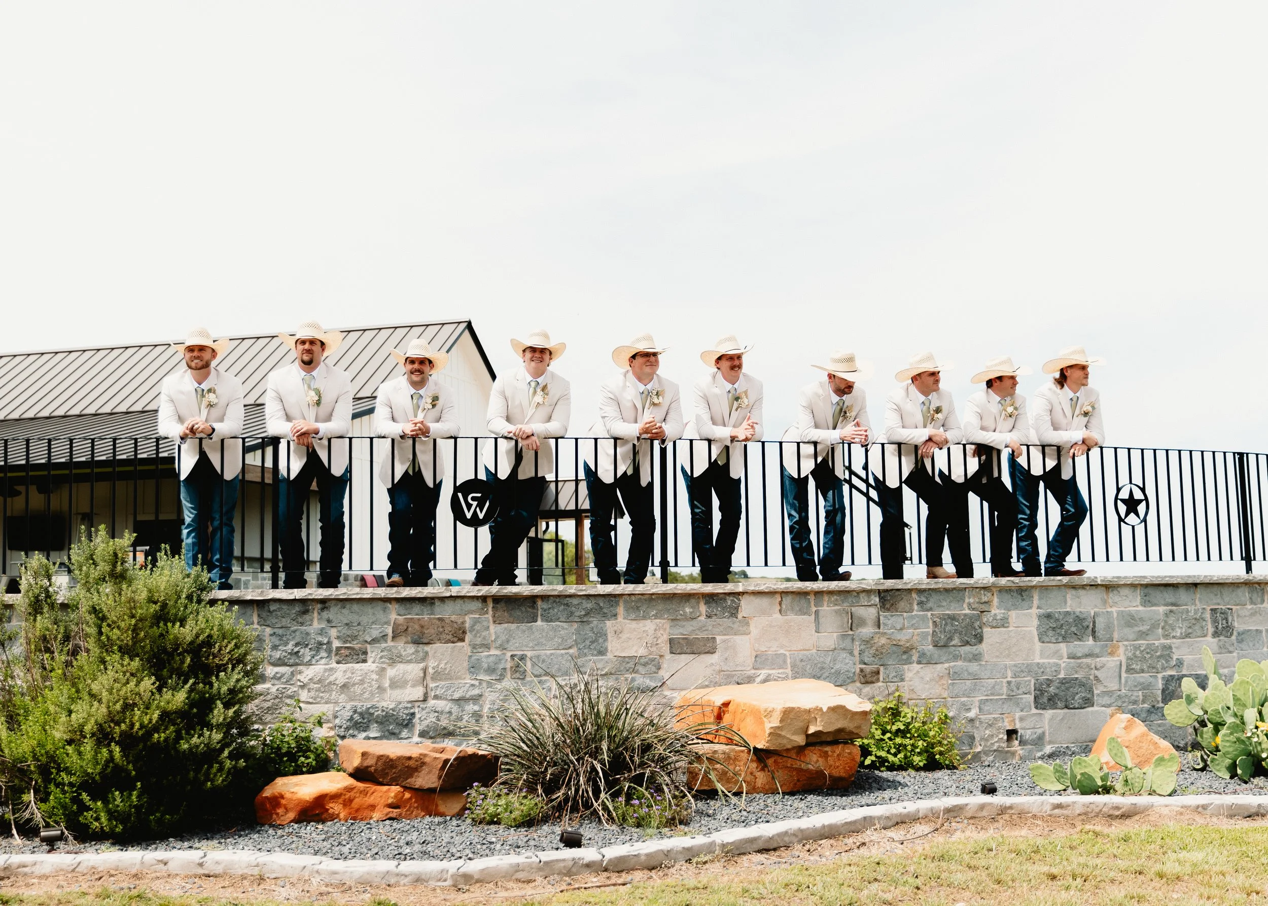 WALL WEDDING-43.jpg