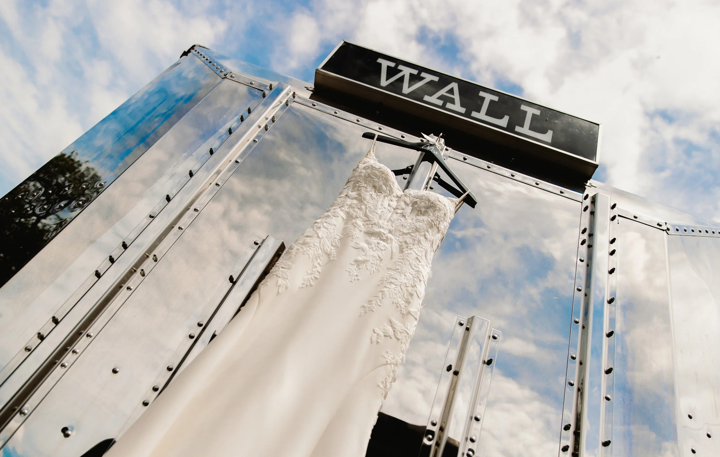 WALL WEDDING-12.jpg