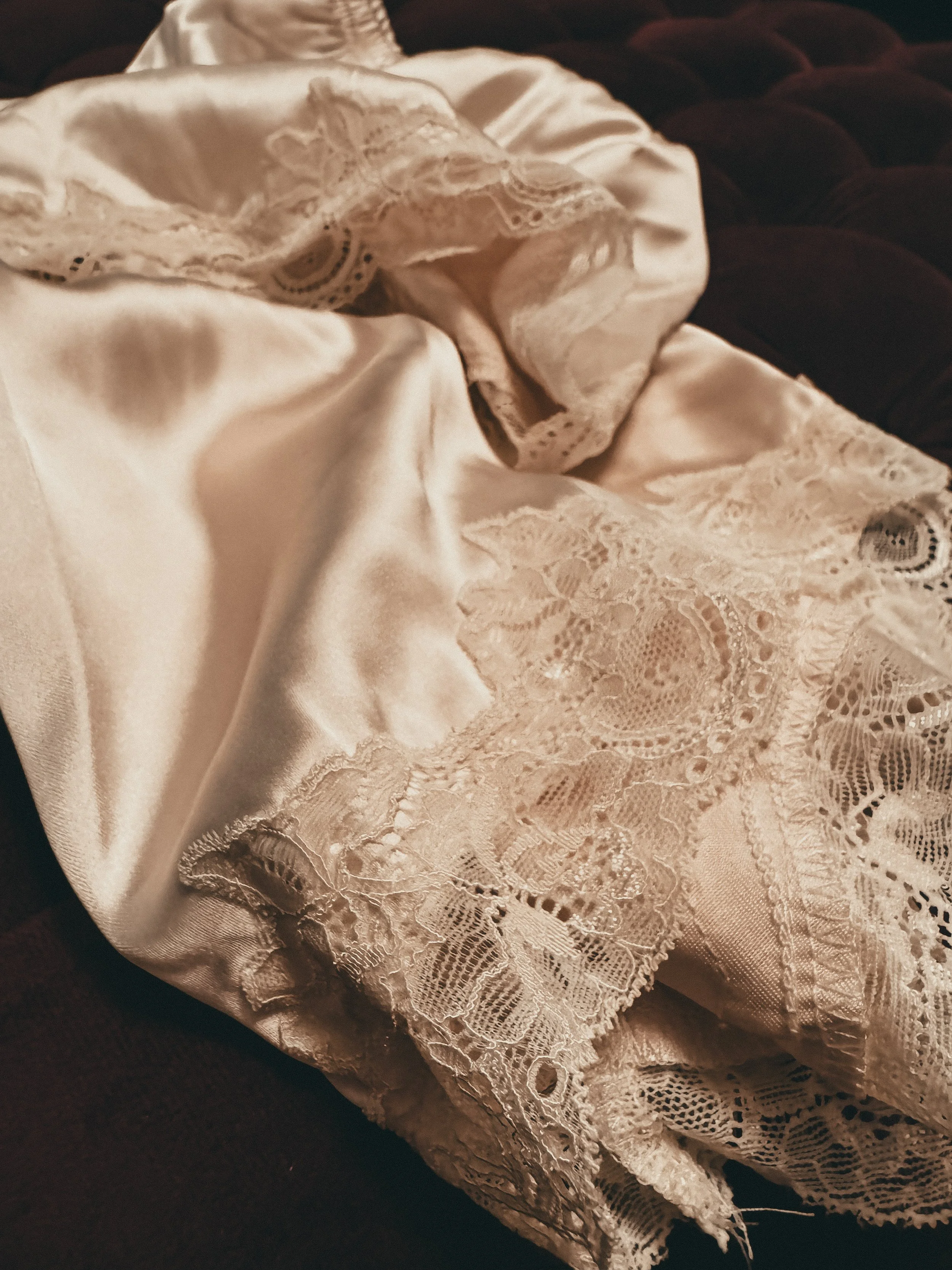 Isla Lace Trim Satin Shorts in Ivory