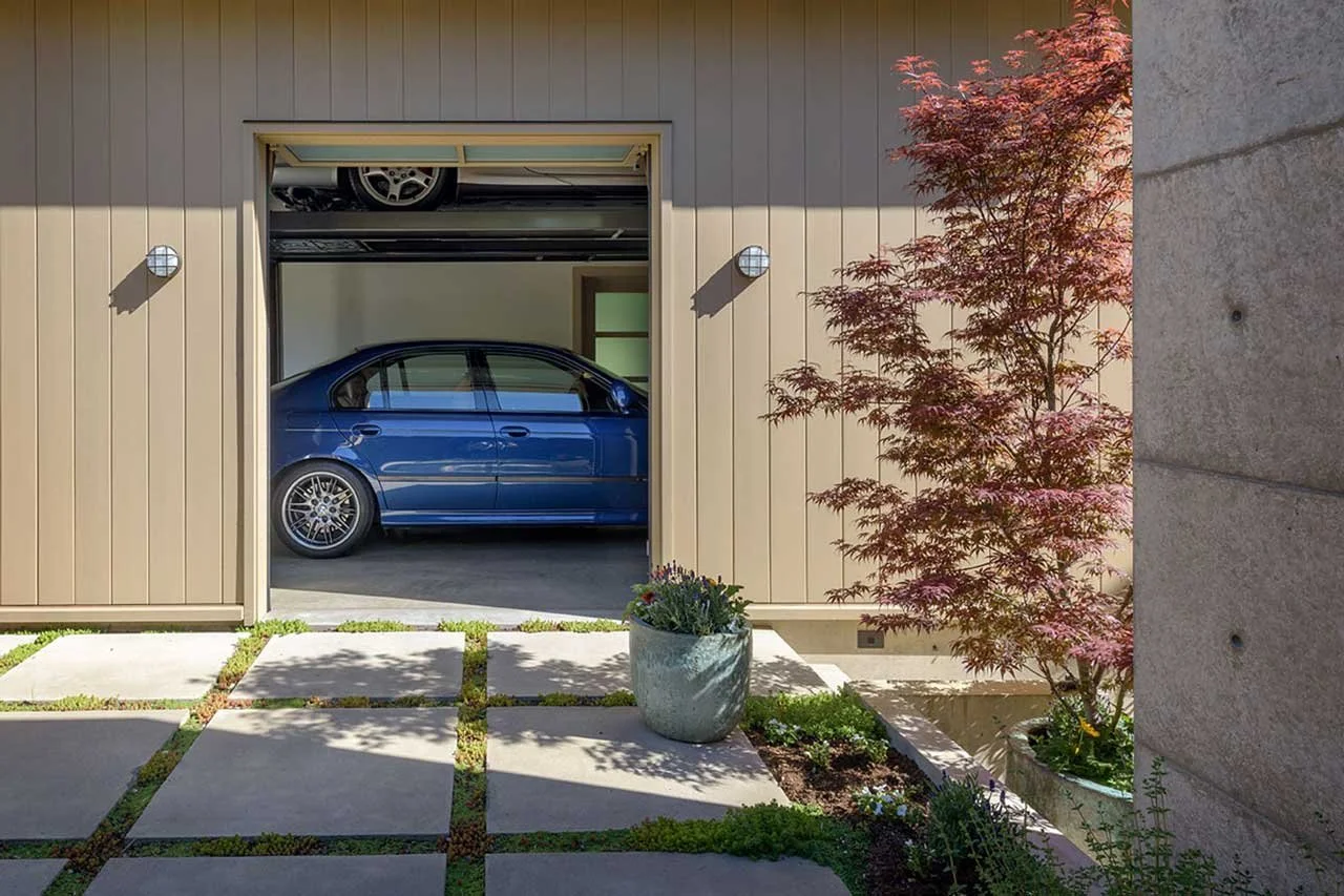 madison-park-custom-home-11.jpeg