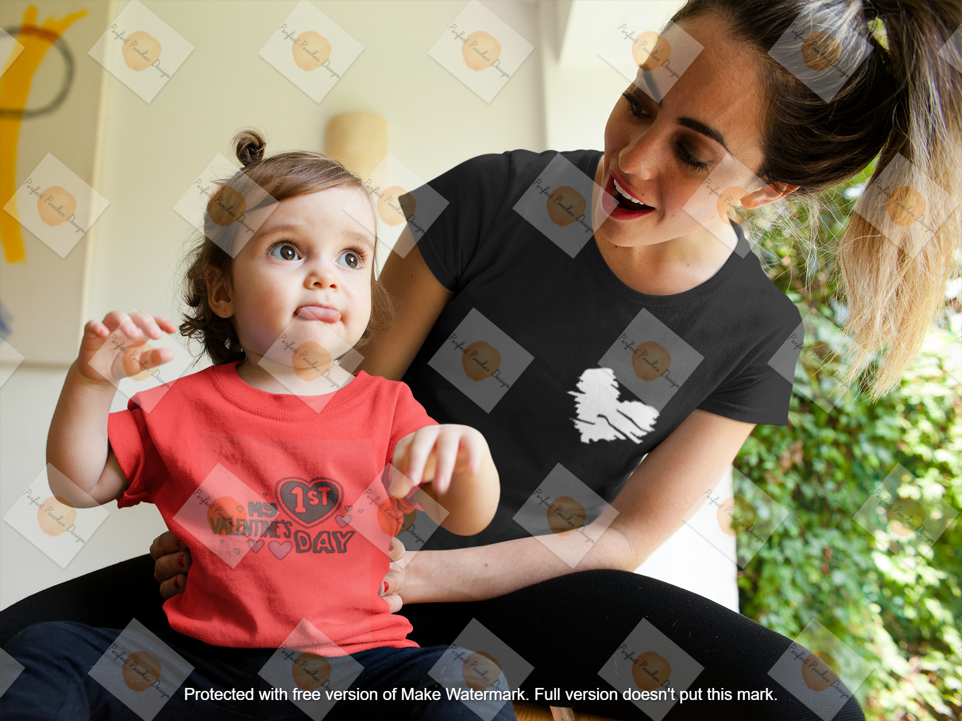 mockup-of-a-mom-and-baby-girl-wearing-different-tshirts-while-talking-a16084.png