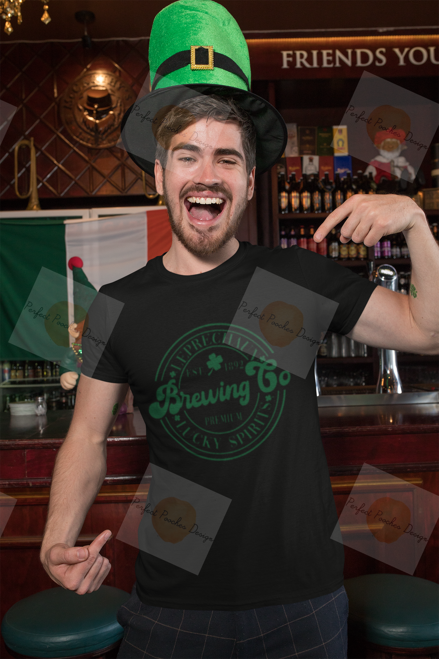 st-patrick-s-day-mockup-of-a-smiling-man-pointing-at-his-t-shirt-32139.png