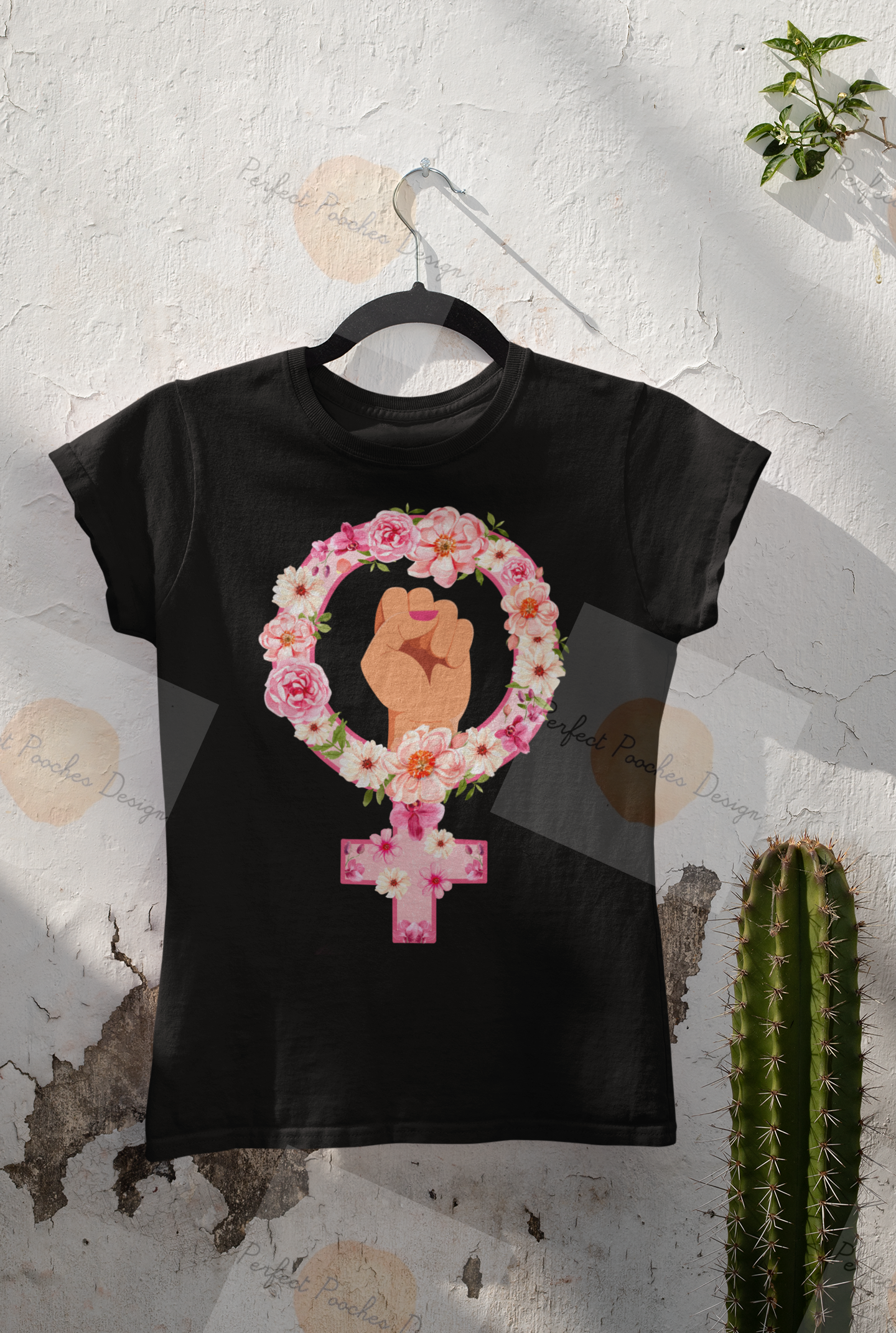 mockup-of-a-t-shirt-hanging-by-a-cactus-33863.png