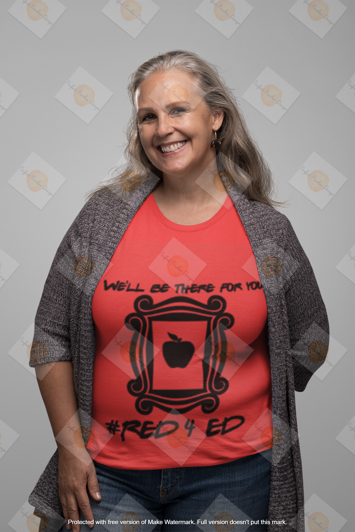 t-shirt-mockup-featuring-a-smiling-senior-woman-in-a-studio-28446.png