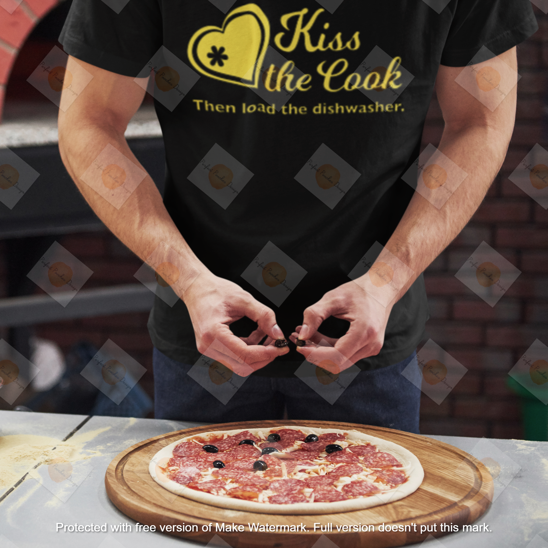 t-shirt-mockup-of-a-man-cooking-a-pizza-m2141-r-el2.png