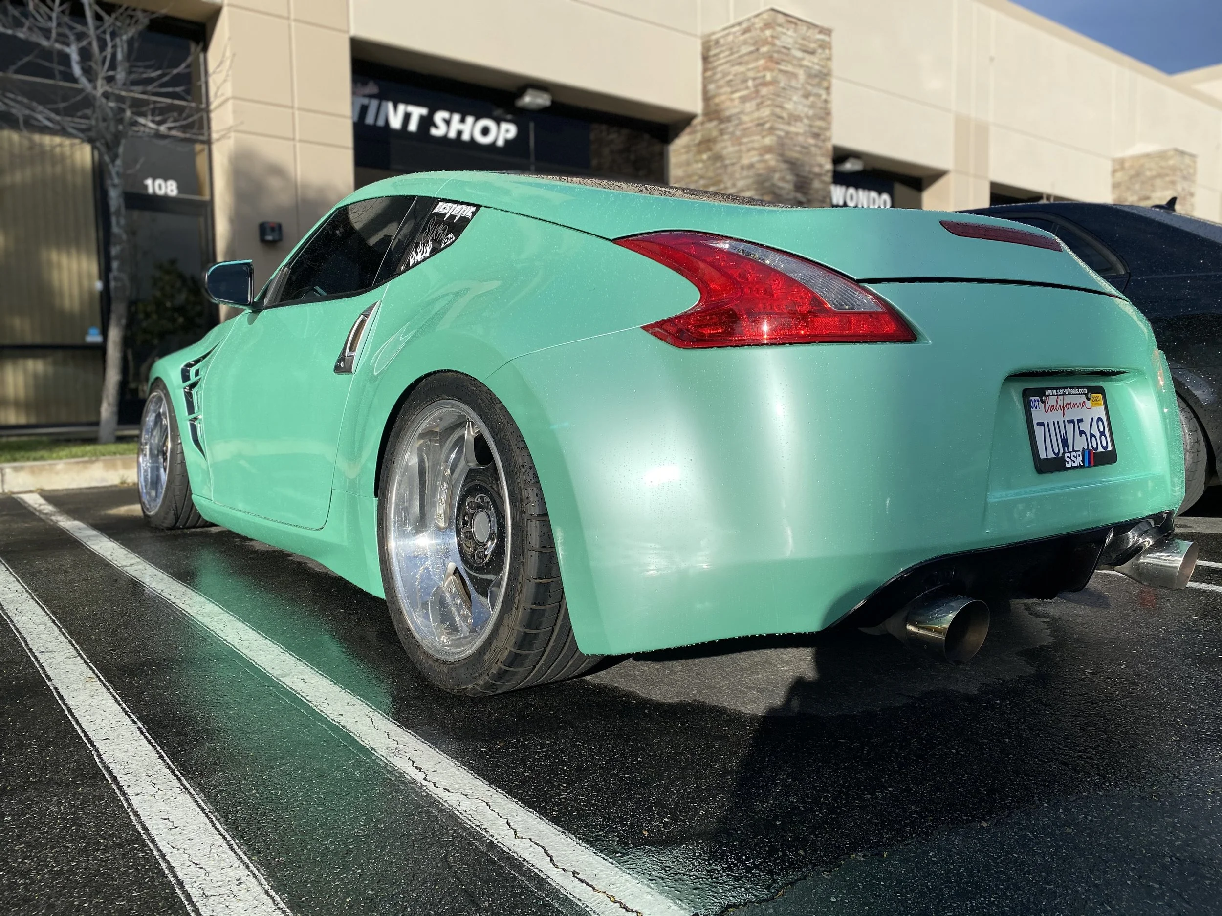 Gloss Pearl Neon Mint