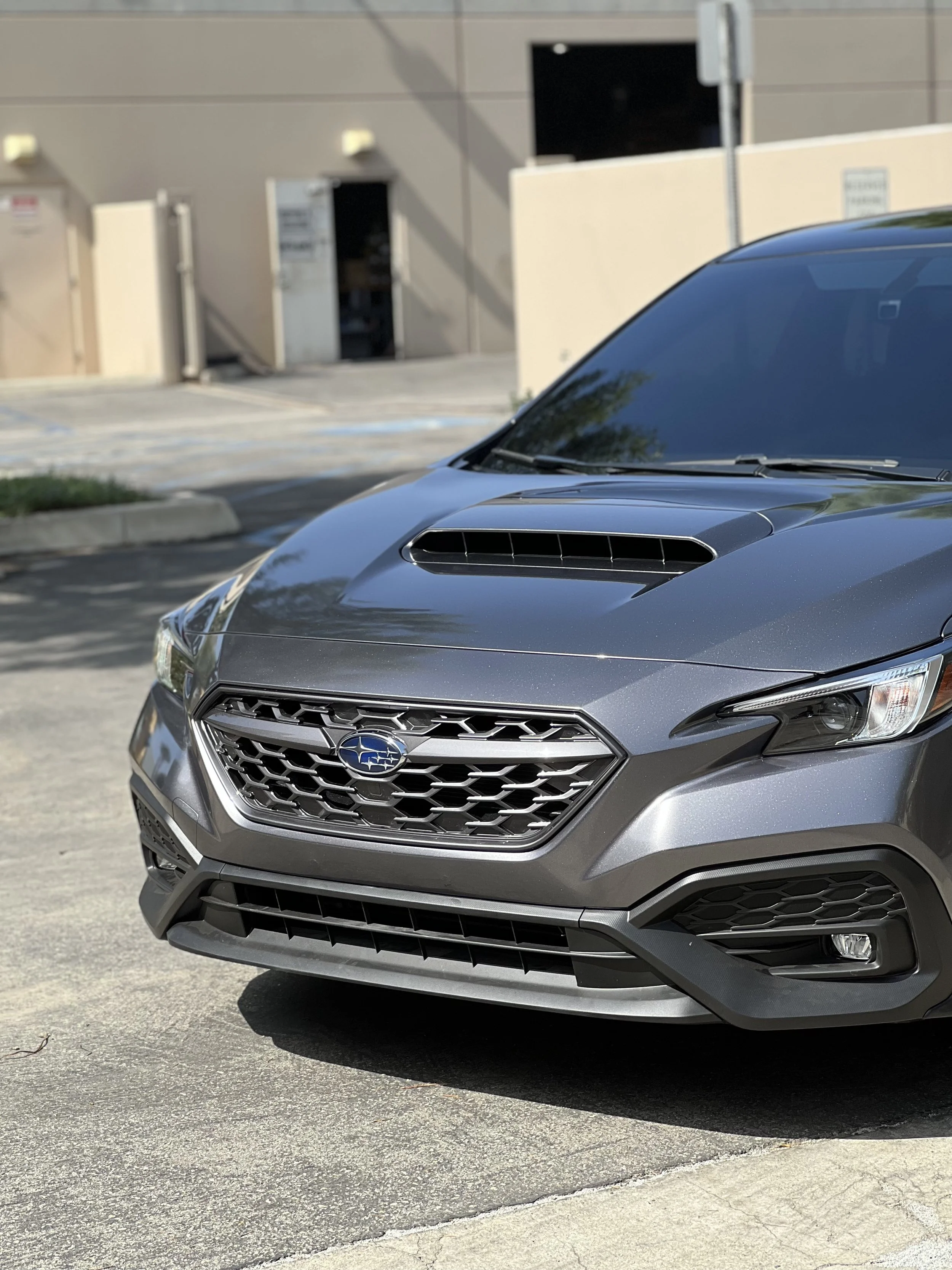 Gloss Charcoal Metallic