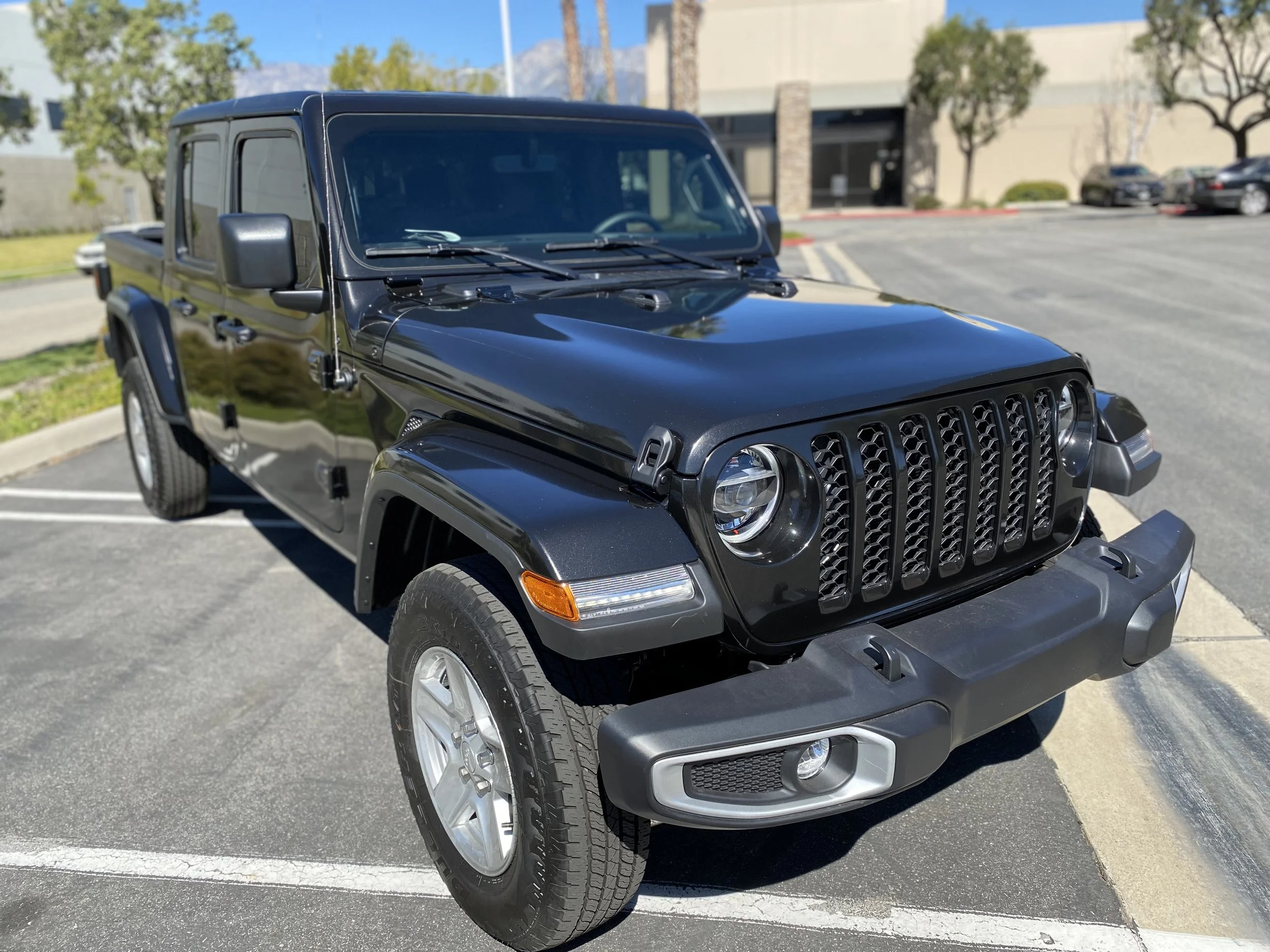 Gloss Metallic Black