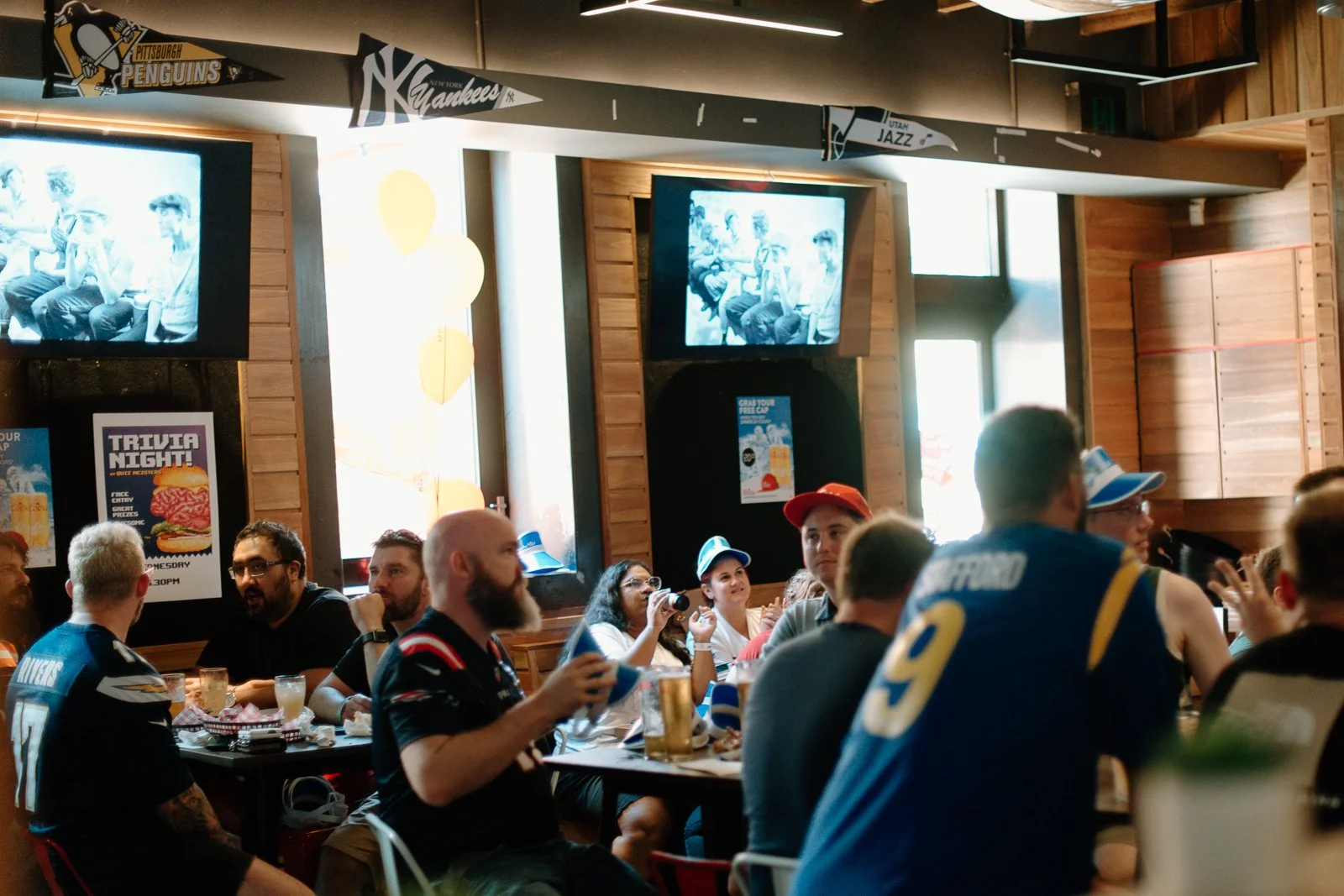 Live Sports — Tailgate Sports Bar Beer, Wings, Sport