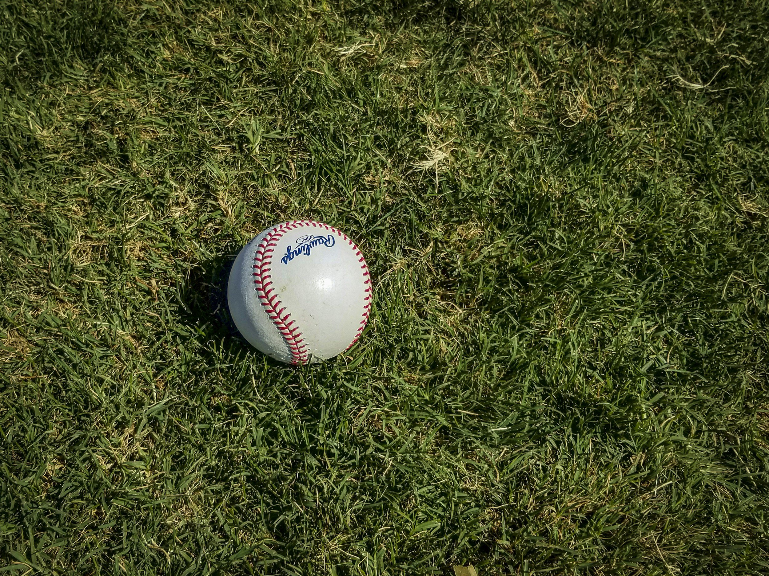 MLB