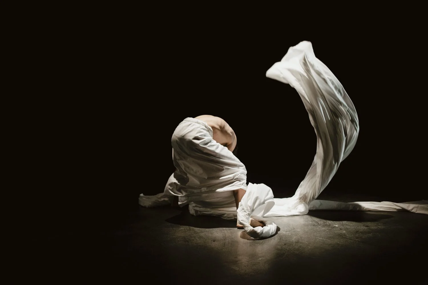 Dāvis Valbaks "Avots". Photo by Anna Maskava