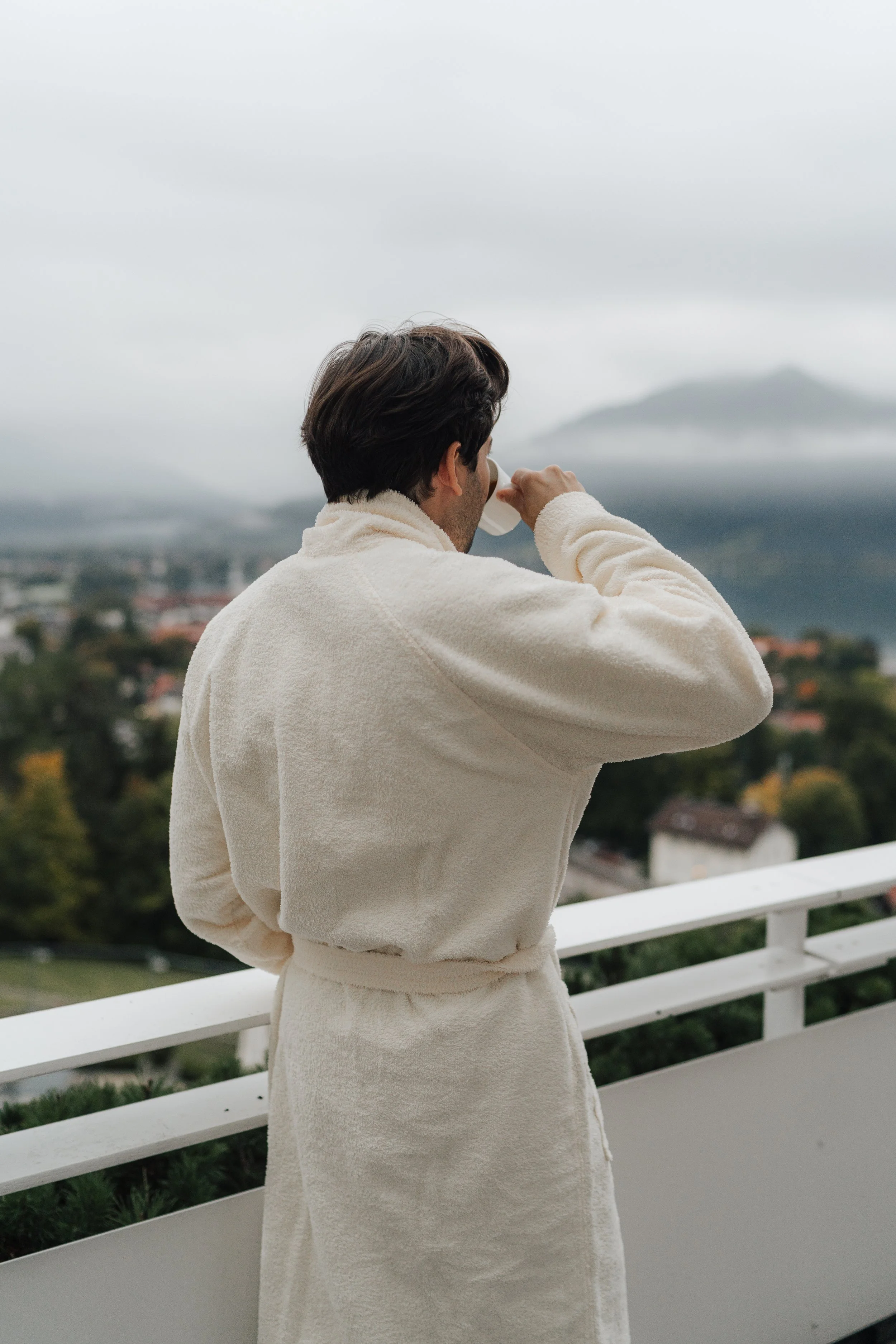 Das Tegernsee x Benjamin Hoti-16.jpg