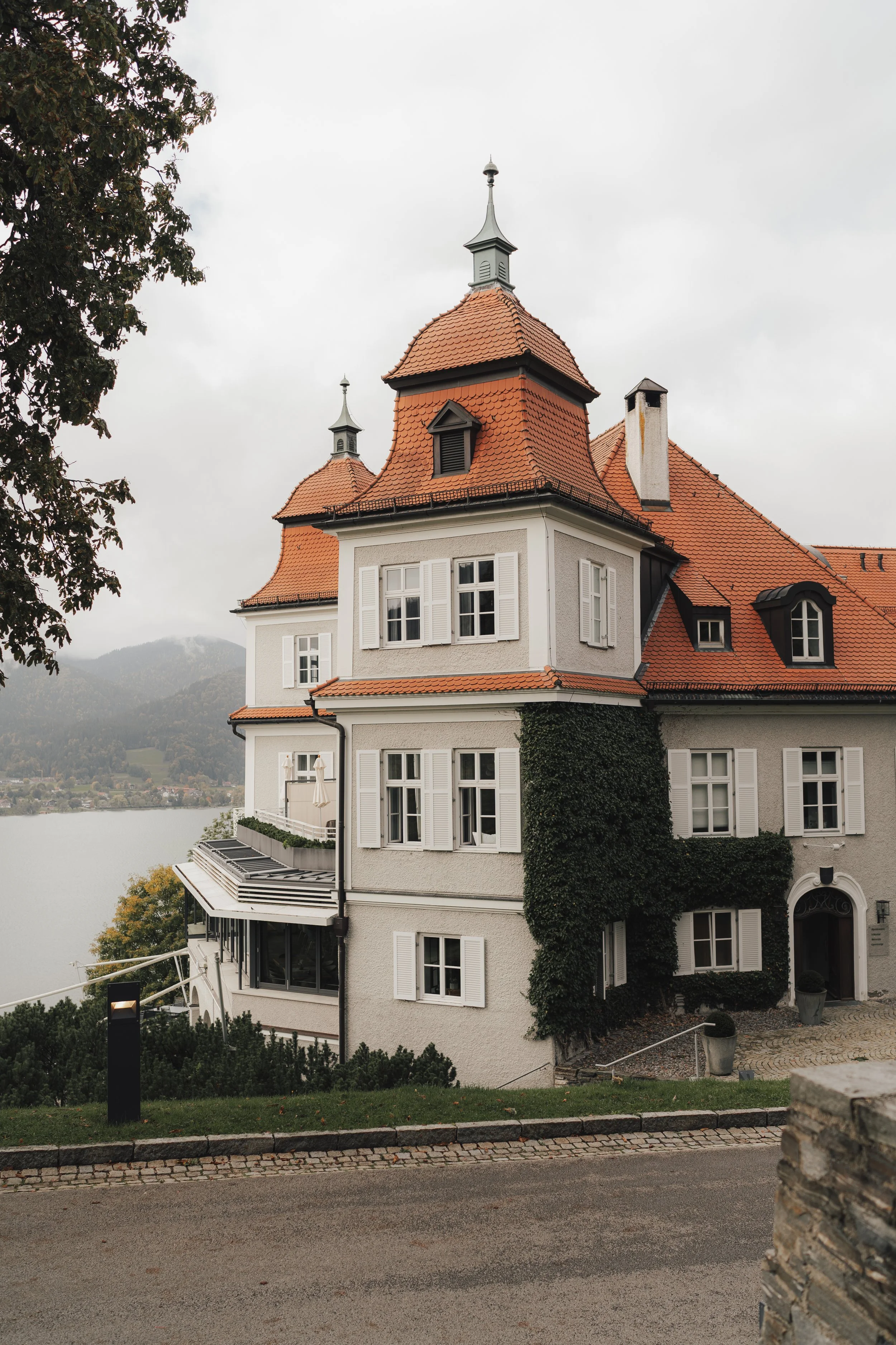 Das Tegernsee x Benjamin Hoti-117.jpg