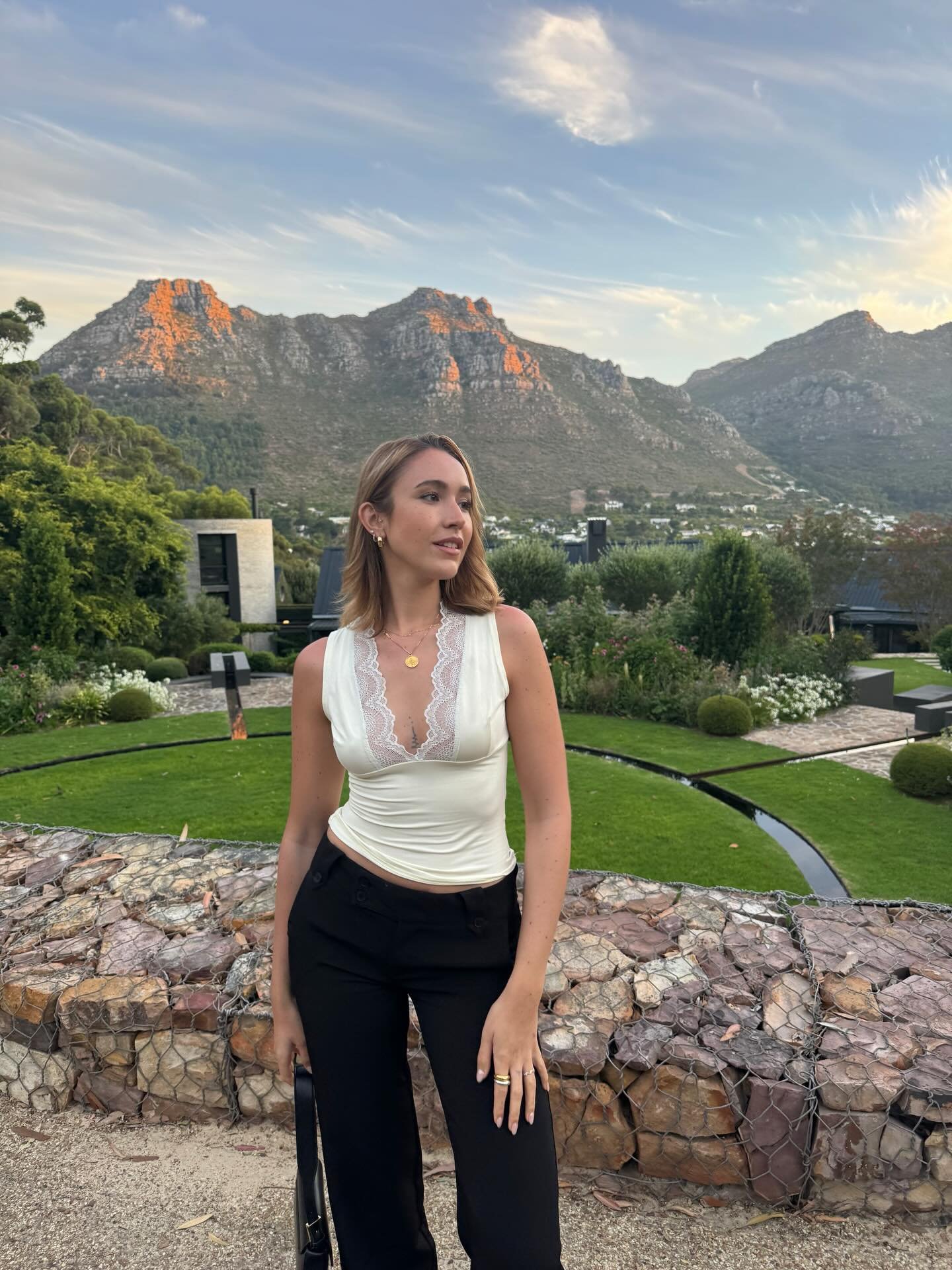 I talk about this so often with my 1:1 clients - Loving yourself isn&rsquo;t about fixing or perfecting. It&rsquo;s about studying yourself &mdash; on a deeper level. Your body, your skin, your energy. Astrology reminds us that we are cyclical beings