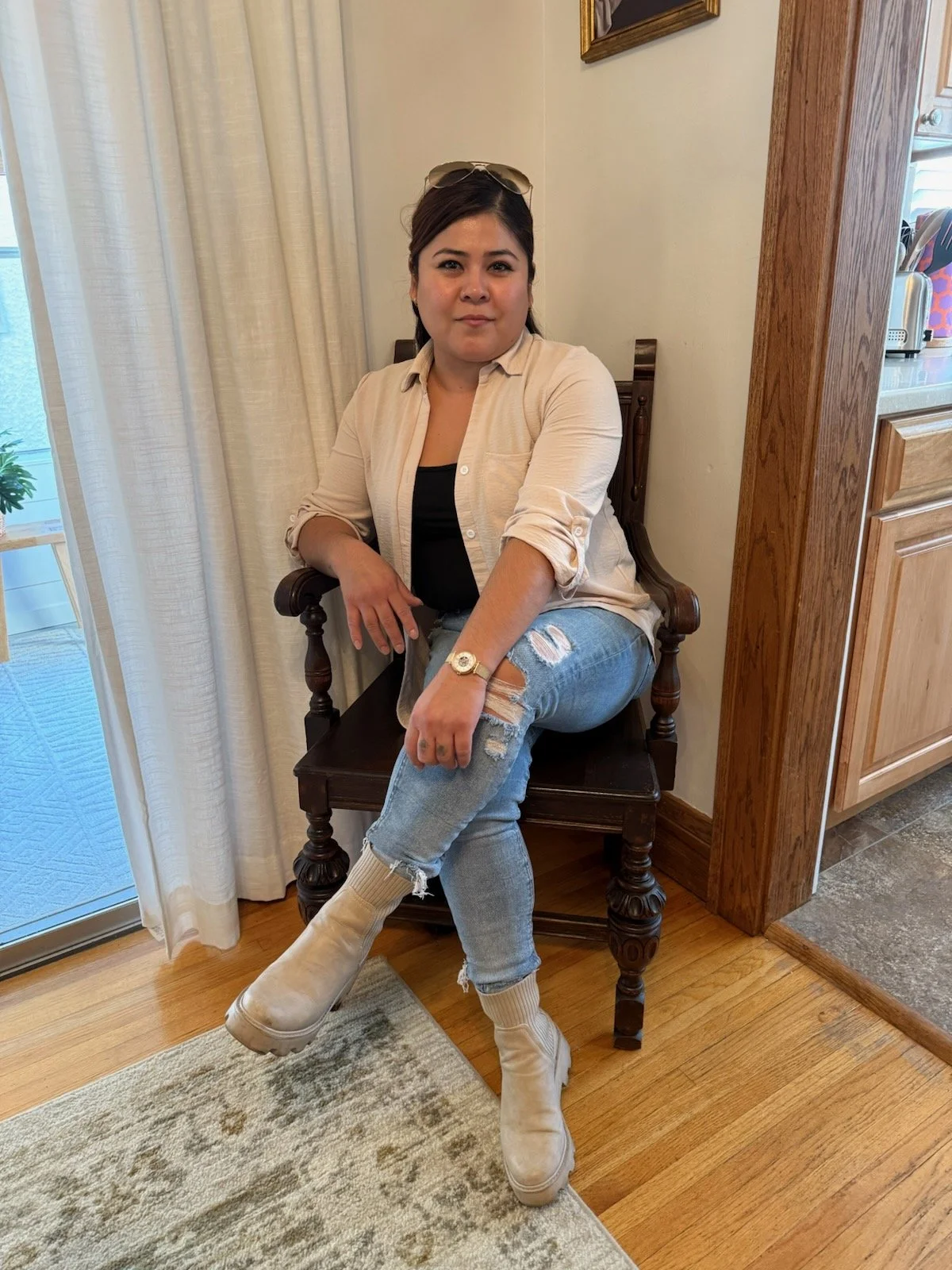 🦸‍♀️Not All Heroes Wear Capes. Some Carry Lint Rollers🧻.