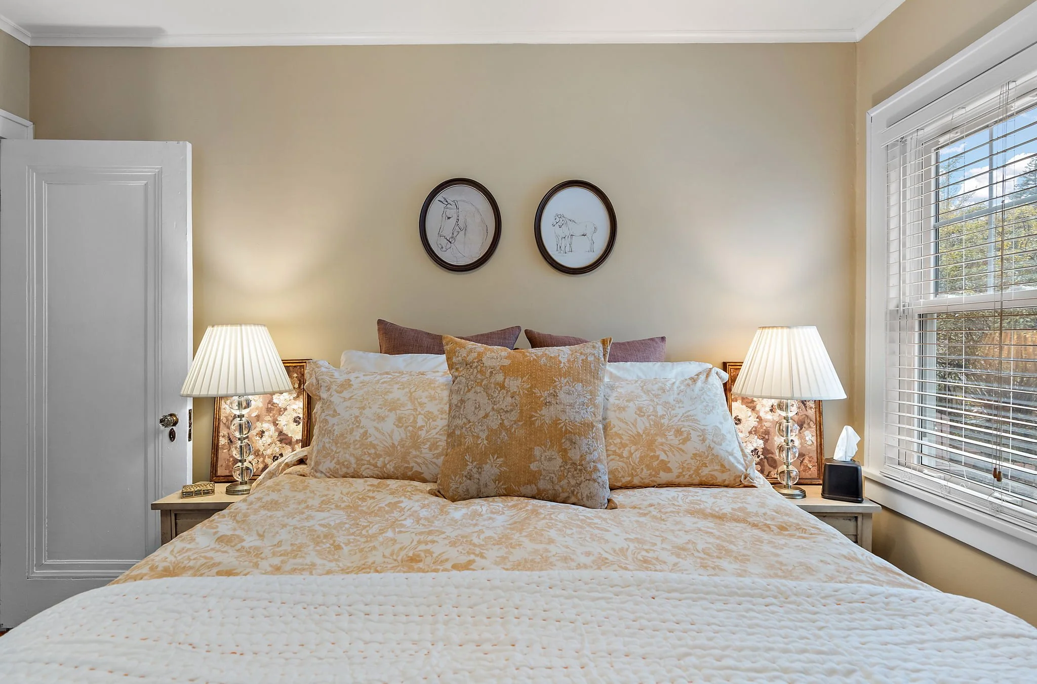 449-web-or-mls-11-4-24 Roxy Rentals - Drew (46).jpg