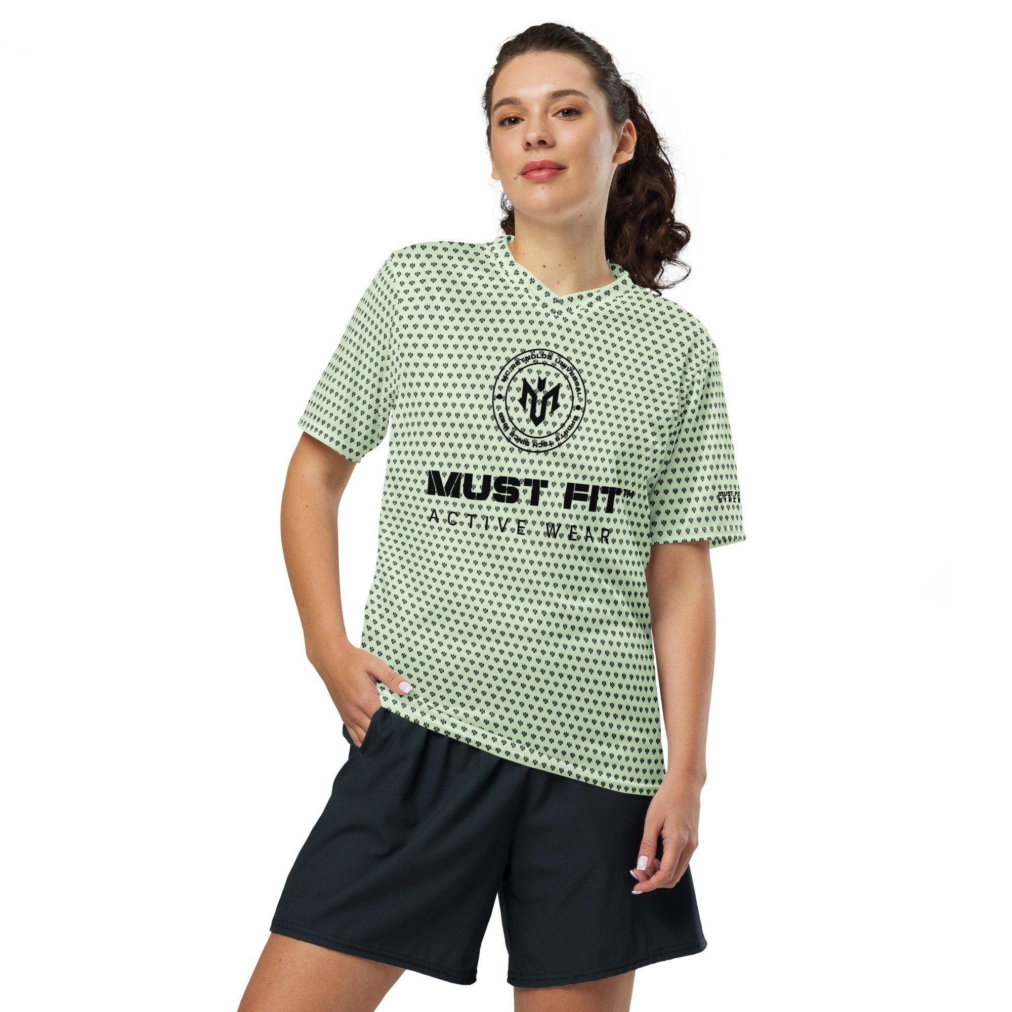 Look Good, Feel Great: The Must-Have Guide to Elevating Your Fitness Wardrobe