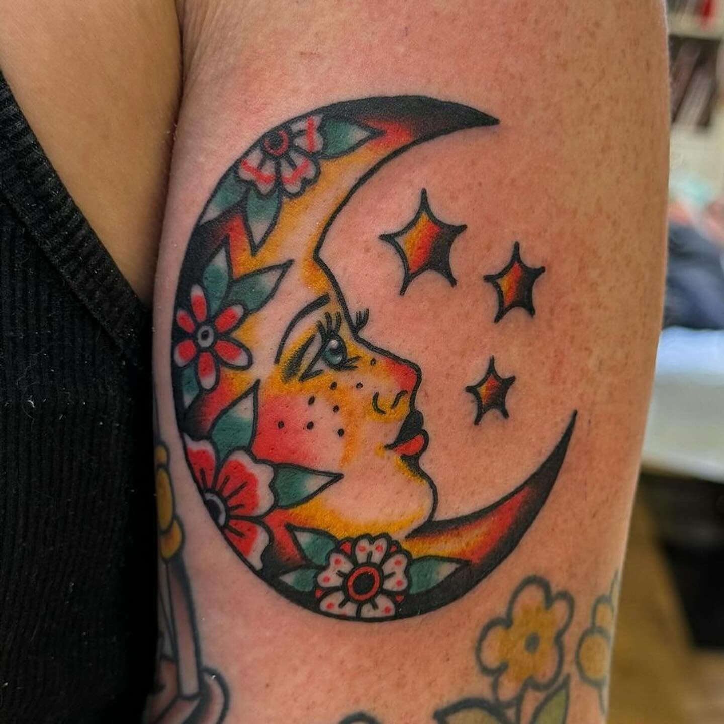 pretty moon girlie

made by: @jewelsidette - to book with Jewels, e-mail jewels.tattoo@gmail.com 😎

#moonlovers #moonovermyhammy #stars