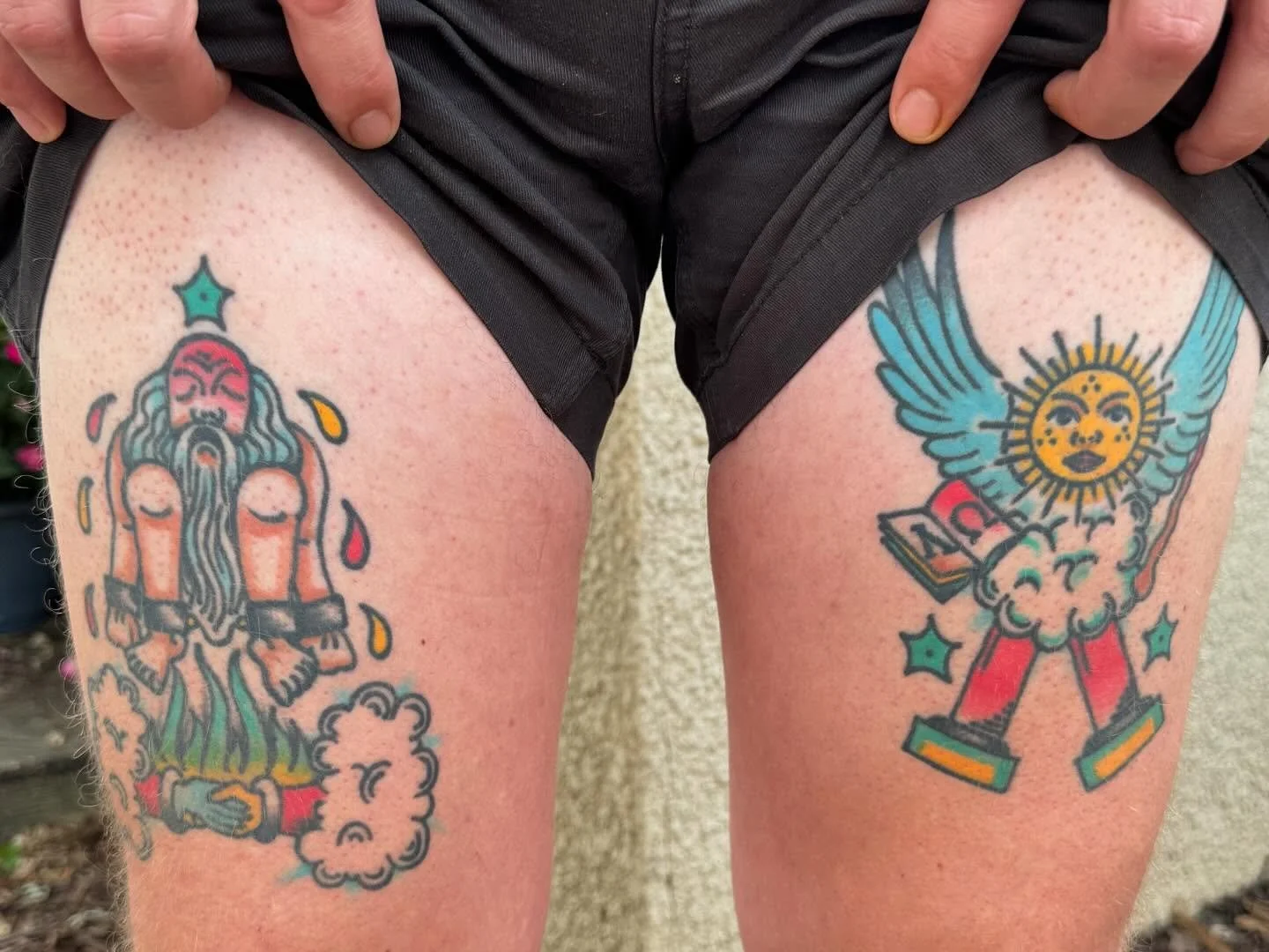some healed thighs from James! to book with James, DM him directly @jgunnzo or call the shop! 612.224.9294 😎