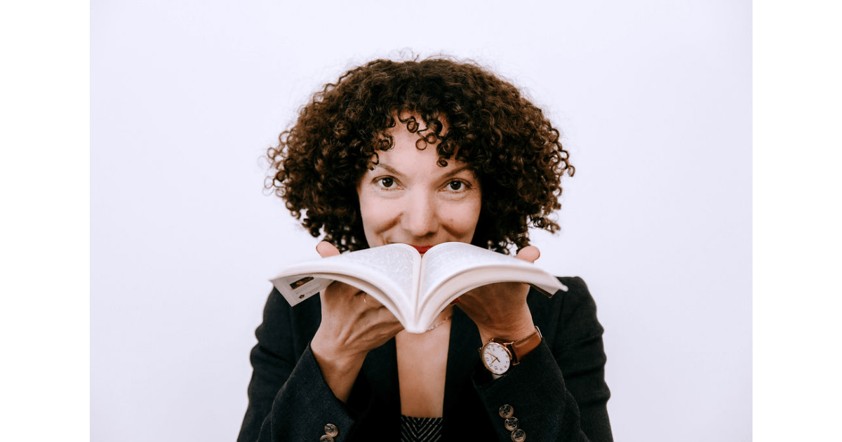 Stephanie how to write an About page copywriter at Bright Spot Copywriting