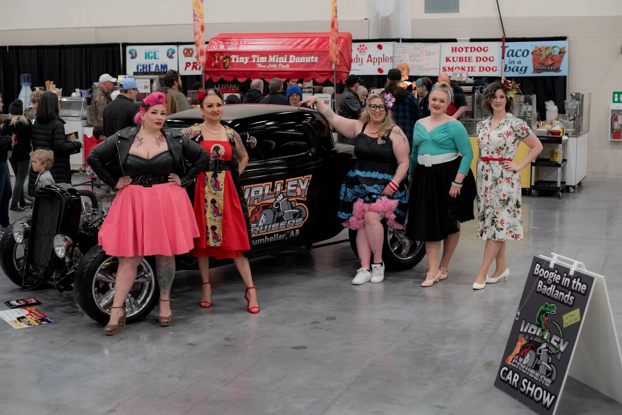 World of Wheels, Pin Ups & Candids 2025-072.jpg