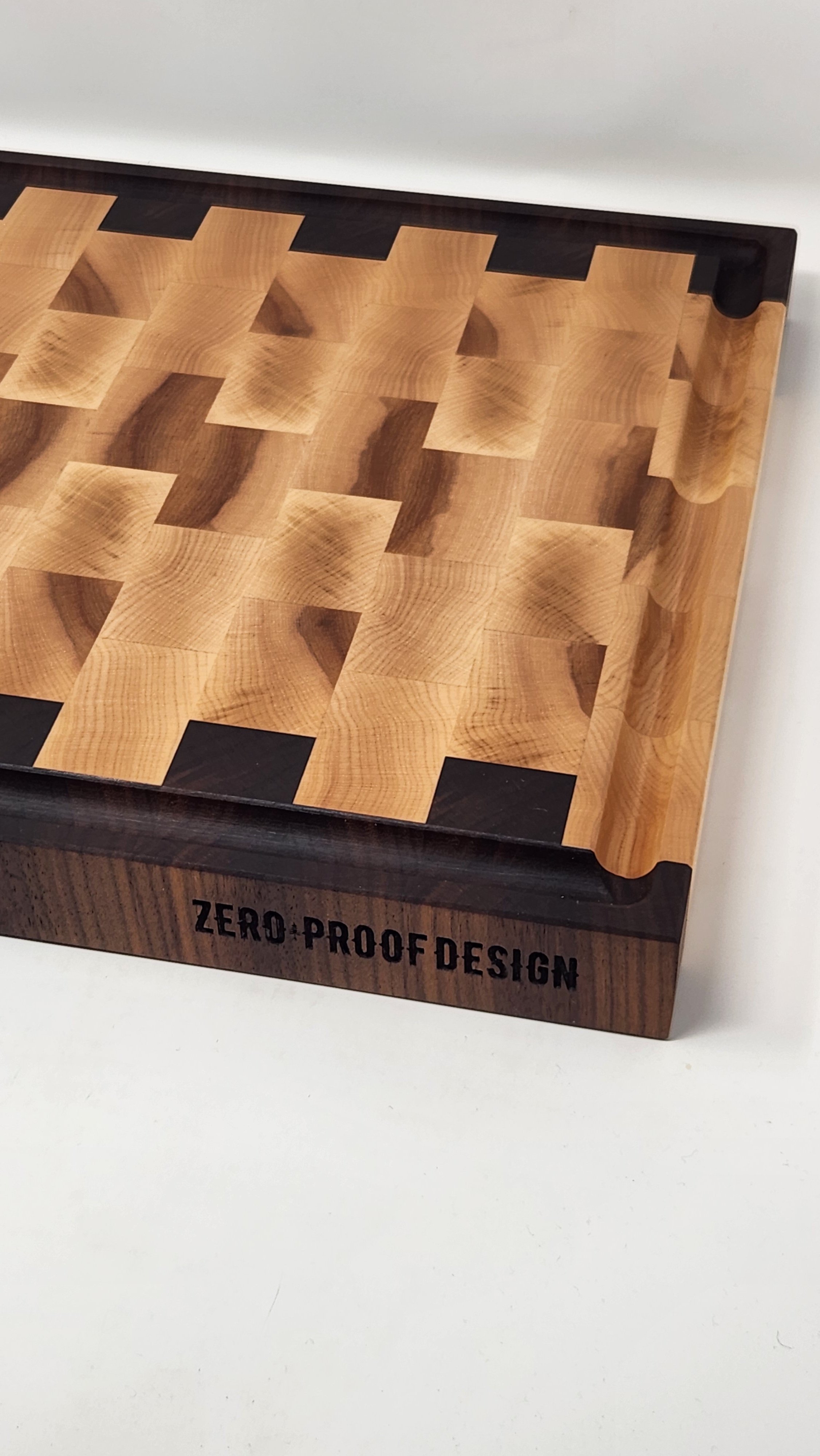 maple walnut end grain cutting board handmade in USA