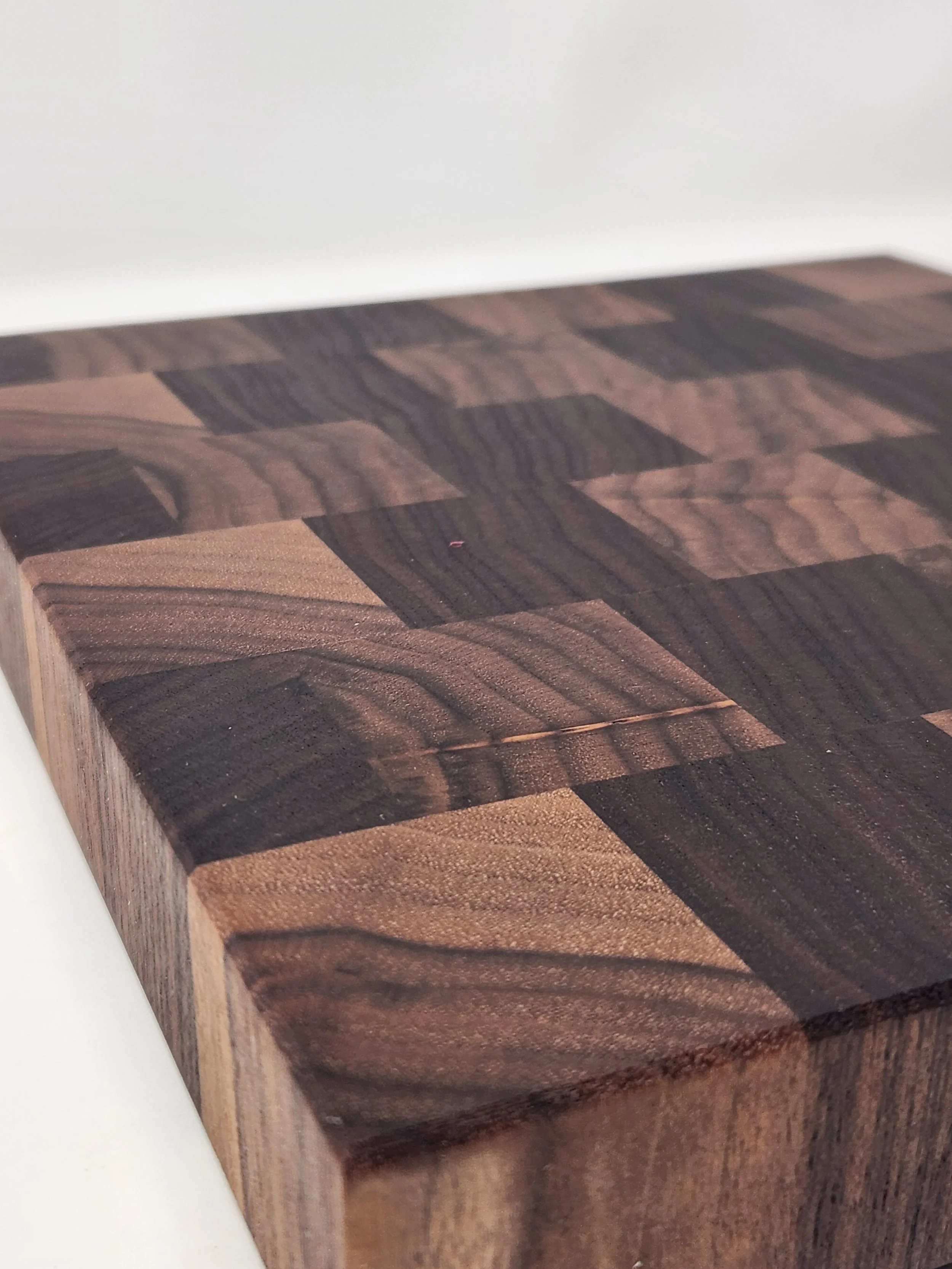 Walnut End Grain cutting board gifts for mom gifts for dad gifts for wife best cutting board end grain cutting board cutting board design boos cutting board wood cutting board non toxic cutting board