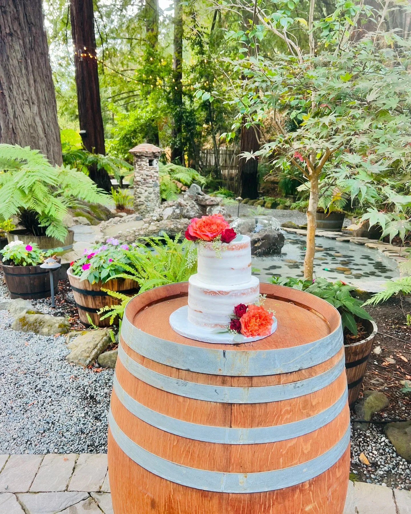 Megan Wedding Cake 2024 #llbake #marincakestudio #deerparkvilla #wedding #weddingcake #marinweddingcake #customweddingcake #customcakesmarin #sanrafael #fairfax #marin #california