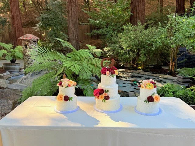 Caitlin and Justin Wedding Cakes 2025