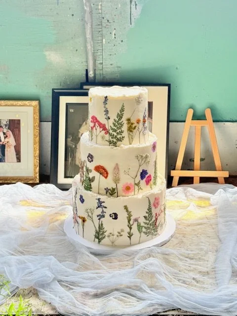 Annika and John Wedding Cake 2025