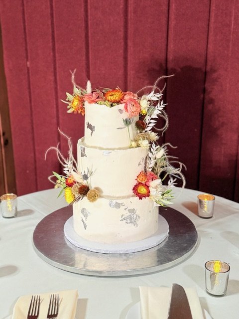 Toni and Evan Wedding Cake 2025