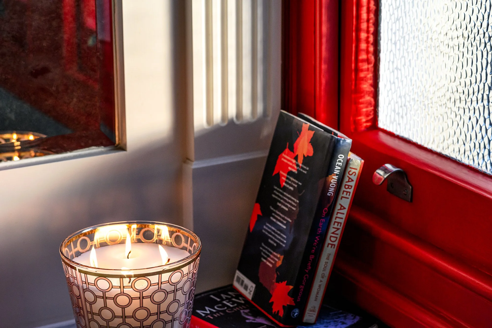 Salle de bain invite livres .jpg