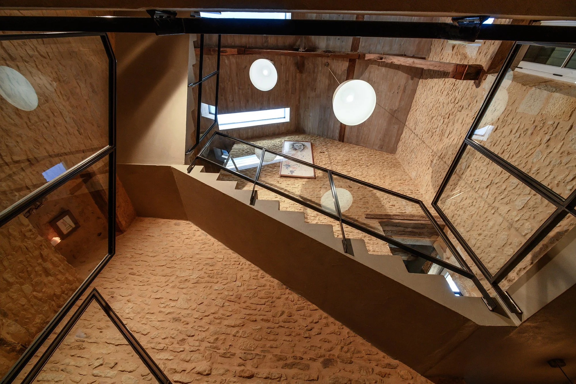 cage d'escalier dependance 3.jpg