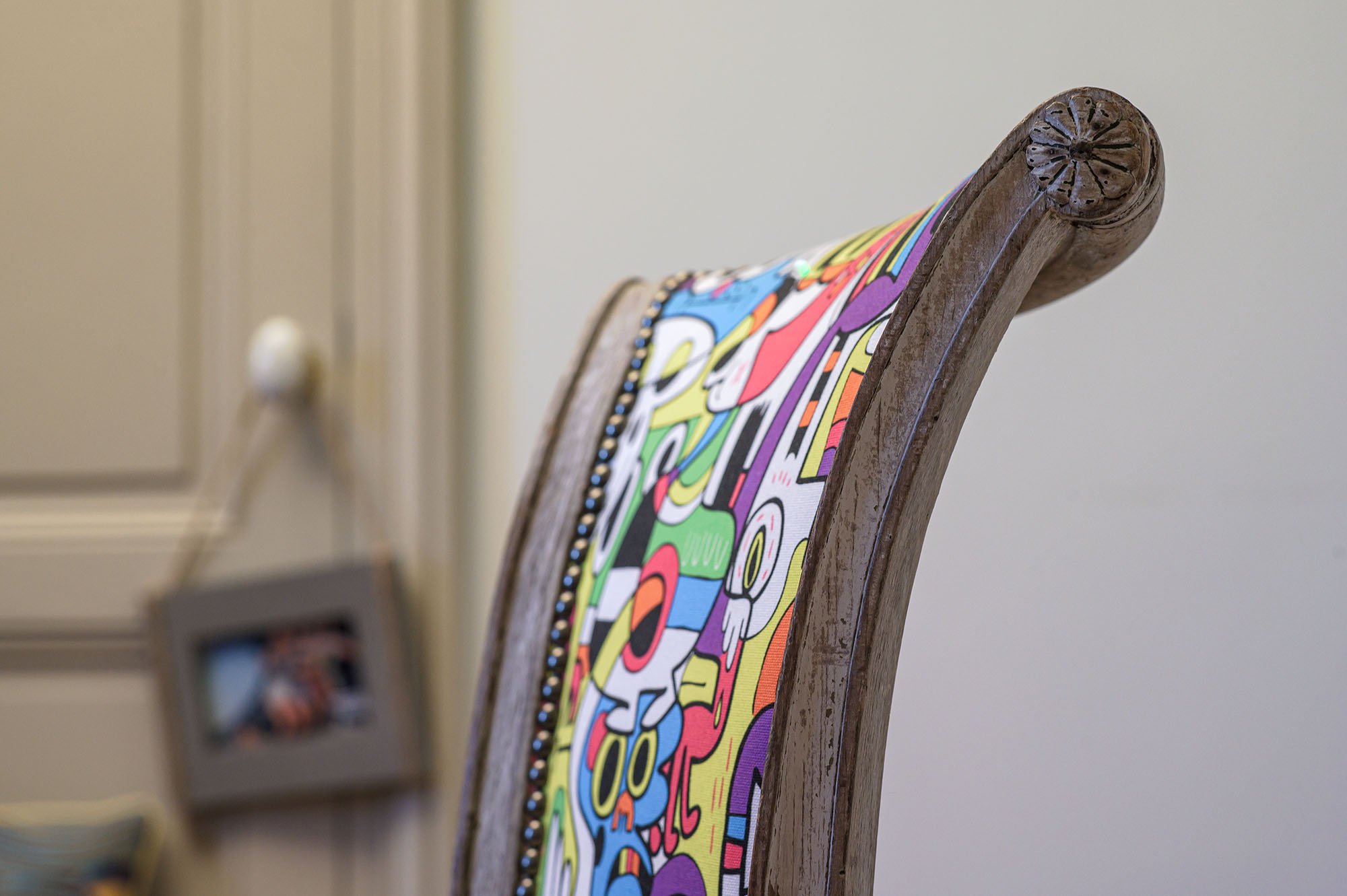 zoom sur chaise Chambre Jan 2.jpg
