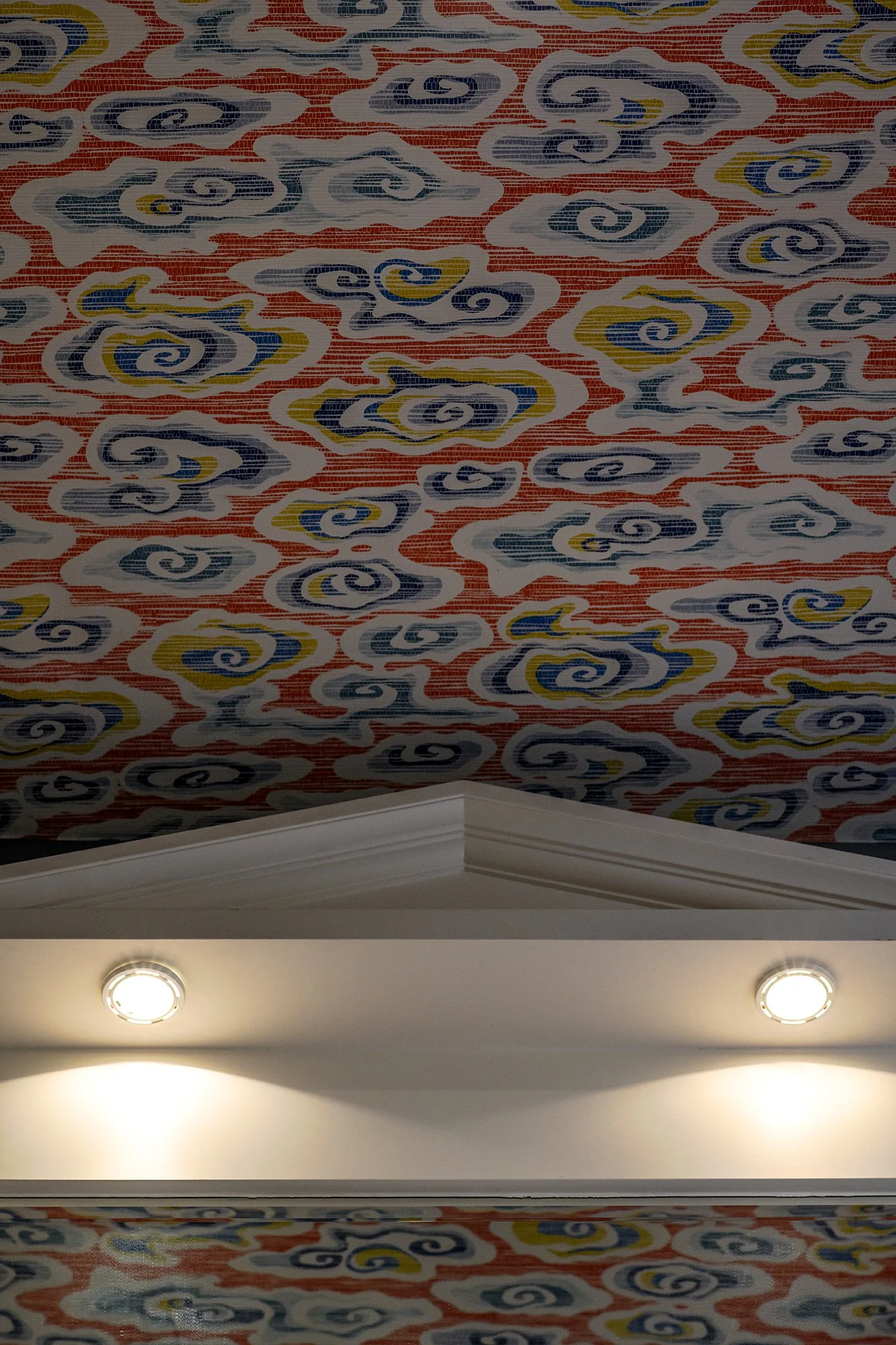plafond salle de bain invite et mirroir .jpg