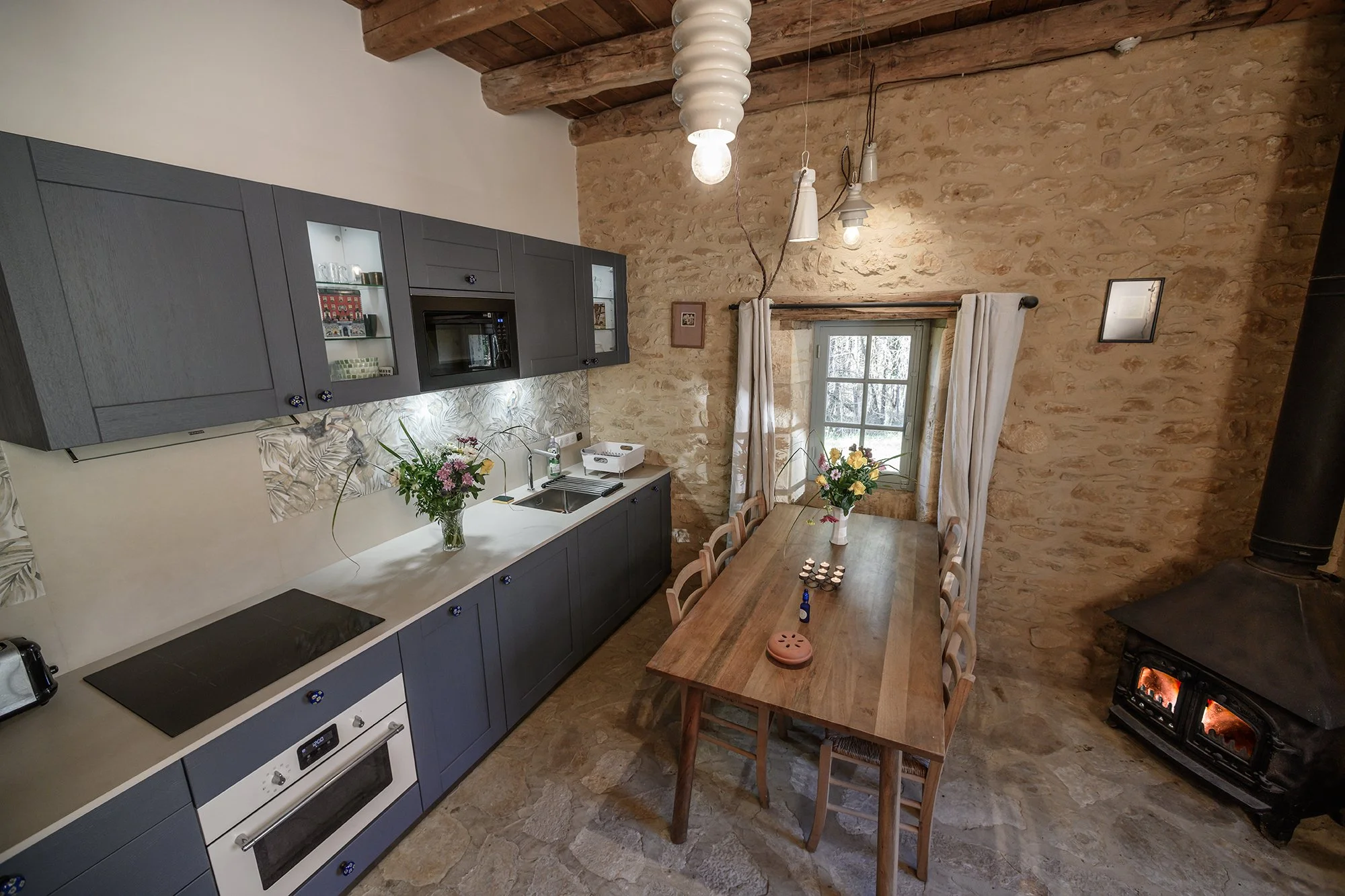 cuisine et table jpg.jpg