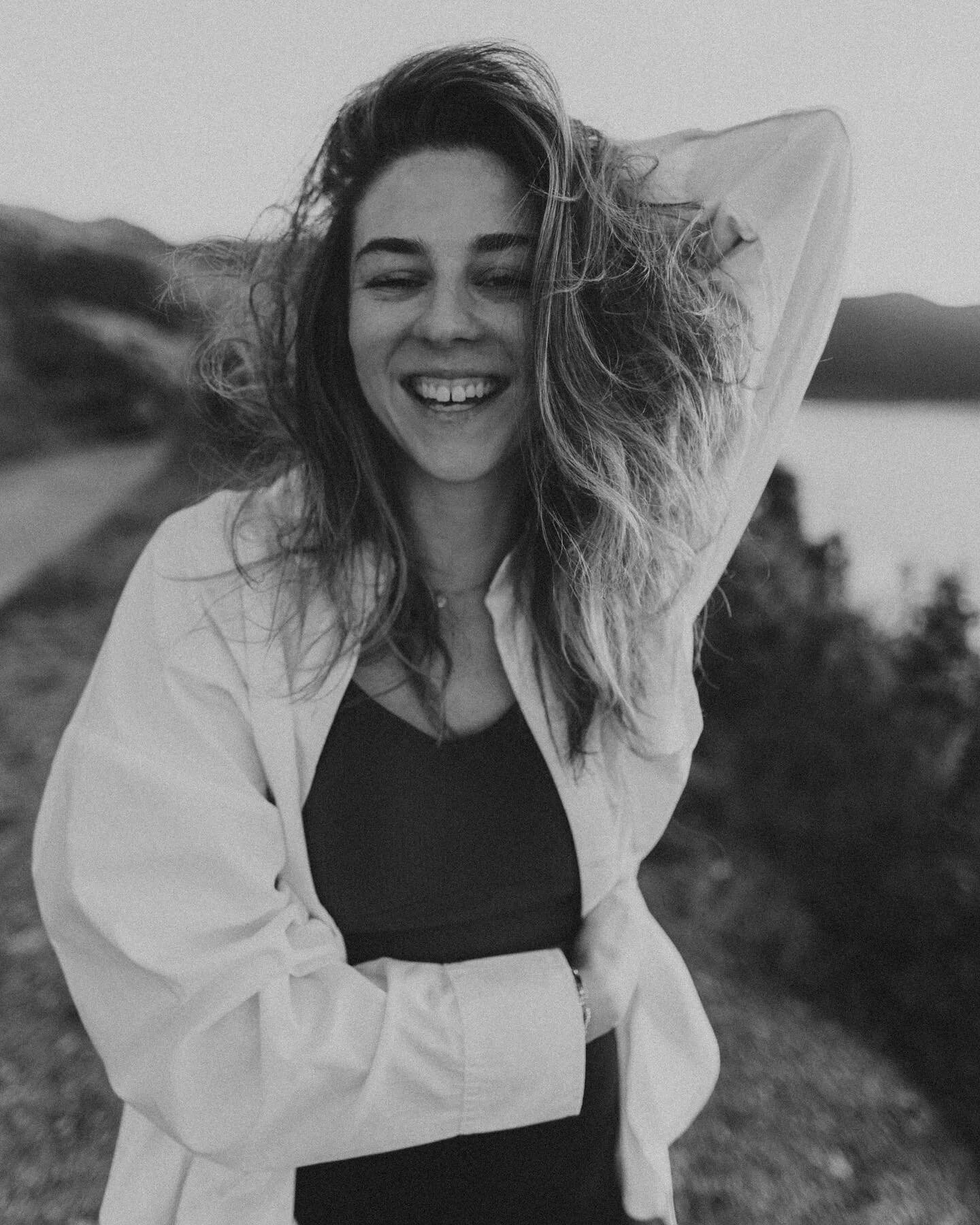 &ldquo;if i could say anything to 17-year old me, it would be this:

this is a lot harder than i thought 
also,
this is a lot more beautiful than i thought 

and maybe even:
𝘺𝘰𝘶 𝘢𝘳𝘦 𝘢 𝘭𝘰𝘵 𝘮𝘰𝘳𝘦 𝘣𝘦𝘢𝘶𝘵𝘪𝘧𝘶𝘭 𝘵𝘩𝘢𝘯 𝘺𝘰𝘶 𝘵𝘩𝘪𝘯
