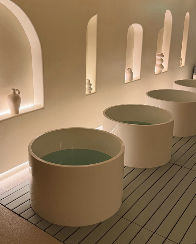 Contrast Therapy at Clay Wellness