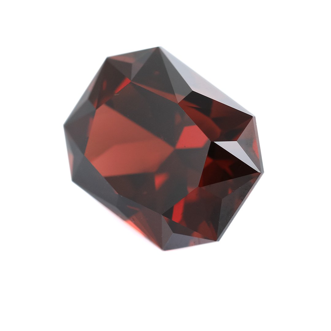 Red Garnet - Rectangle Radiant - 8.12ct by Doug Menadue