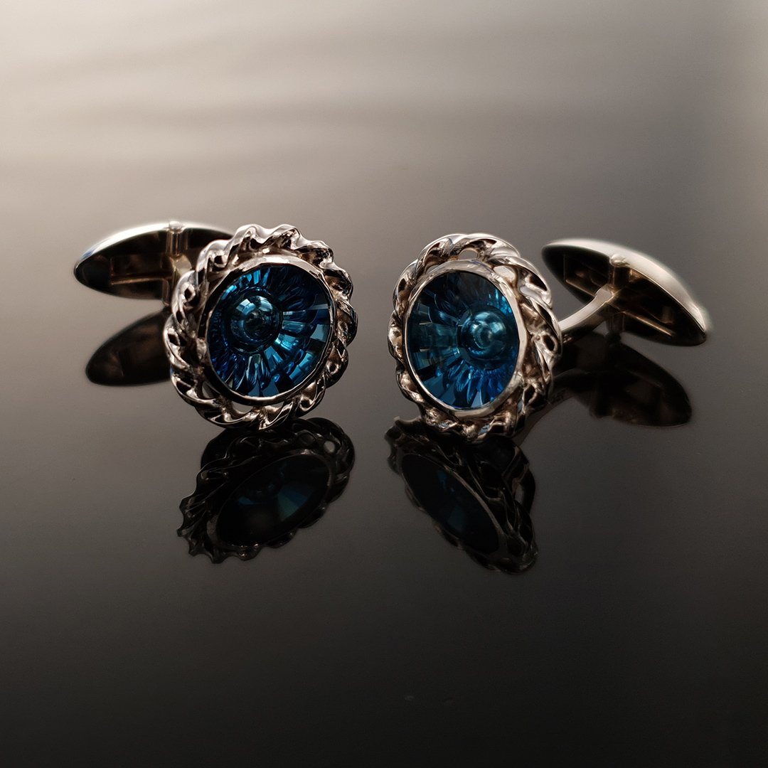 Bespoke Gems - London Blue Topaz - Turbine Cufflinks by Doug Menadue
