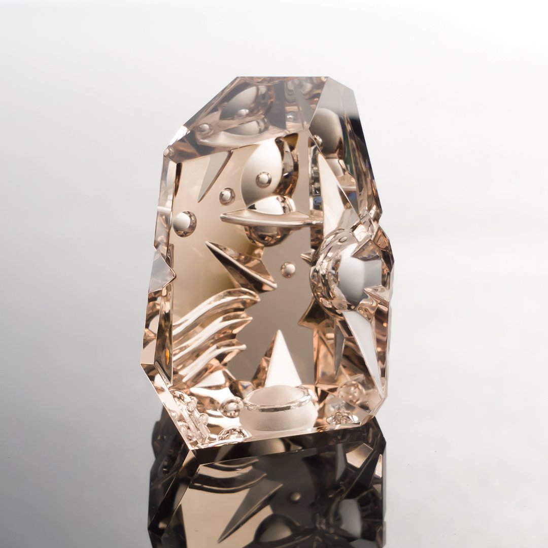 Gem Carving - Morganite - Psychonaut X - Well of Many Worlds - 90.52ct