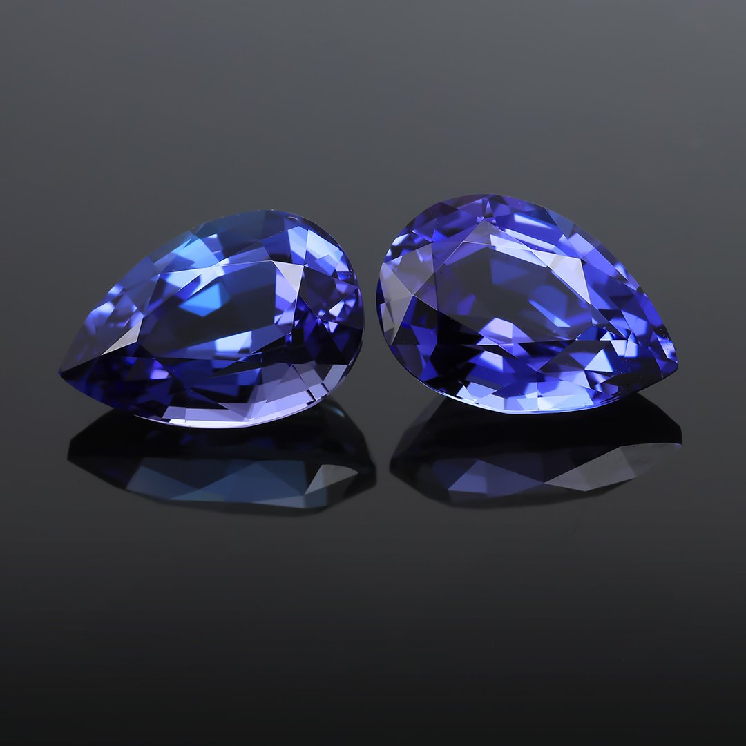 Tanzanite - Matched Pair Pear Cuts - 8.67ct
