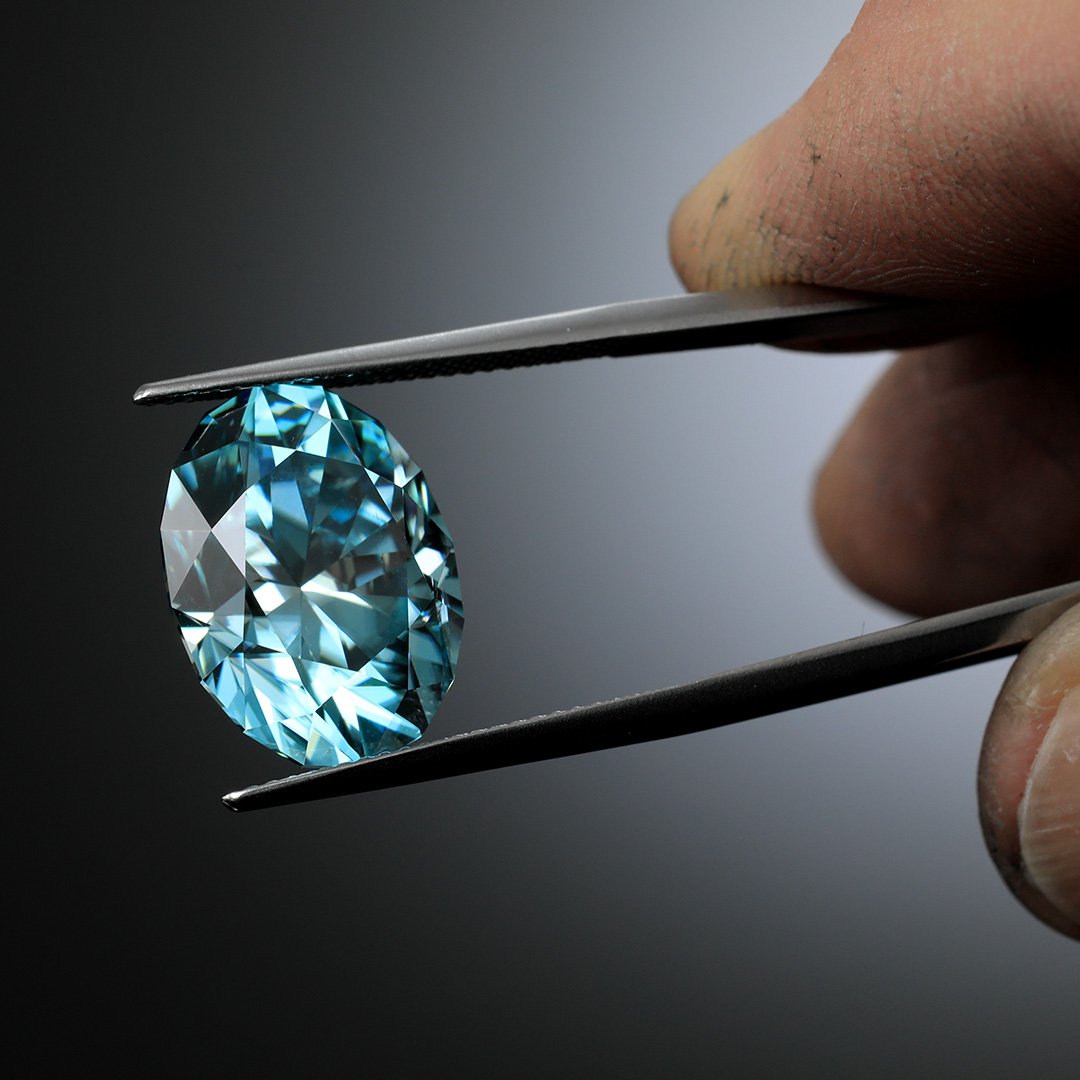 Cambodian Blue Zircon - Beautiful Oval - 17.35ct
