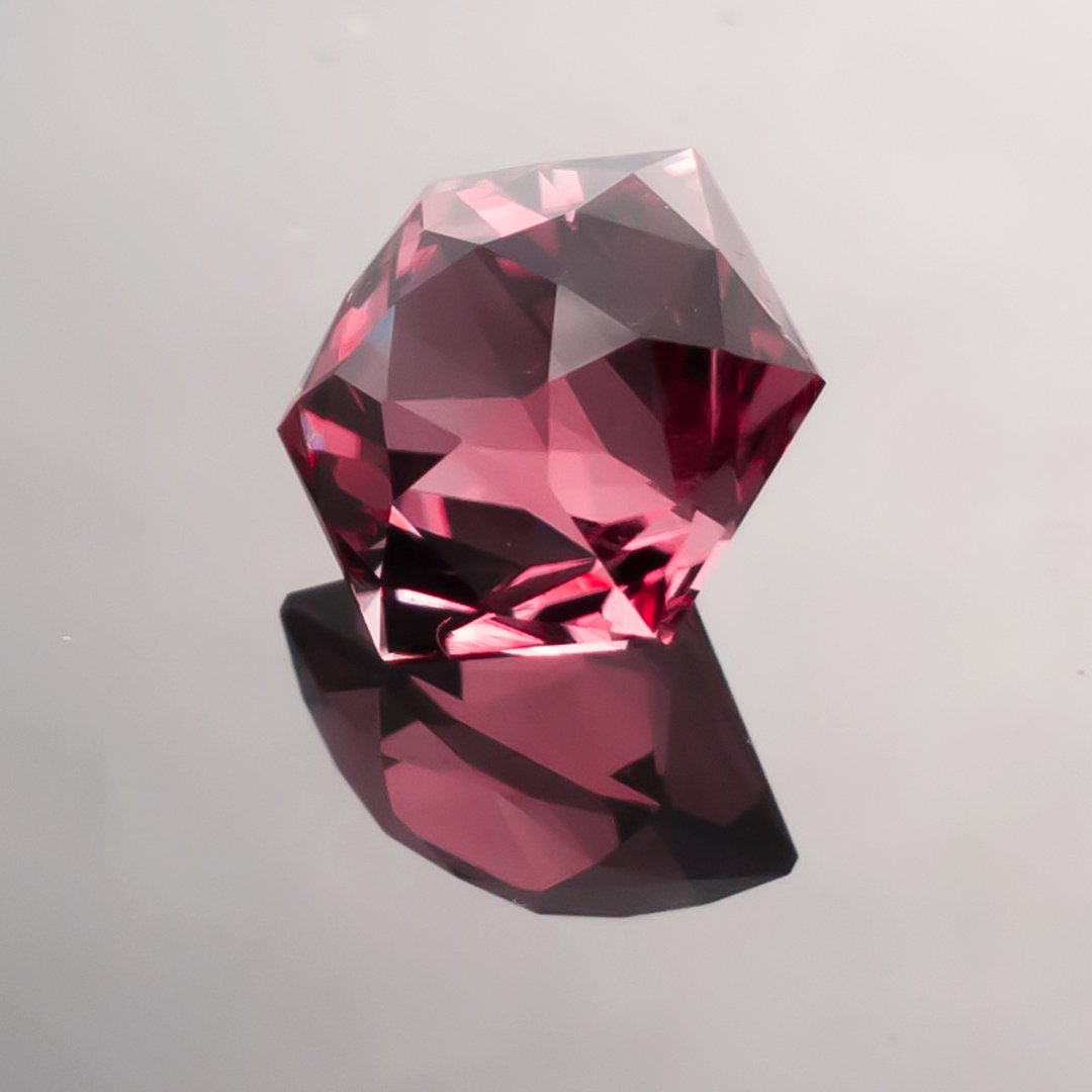 Bespoke Gem - Pink Tourmaline - Shinsui - 1.96ct by Doug Menadue