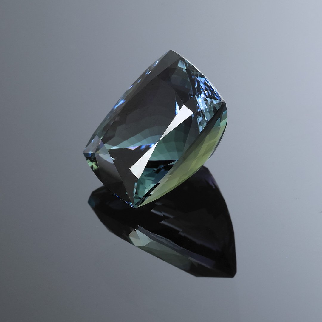 Tanzanite - Rectangle Cushion - 21.63ct