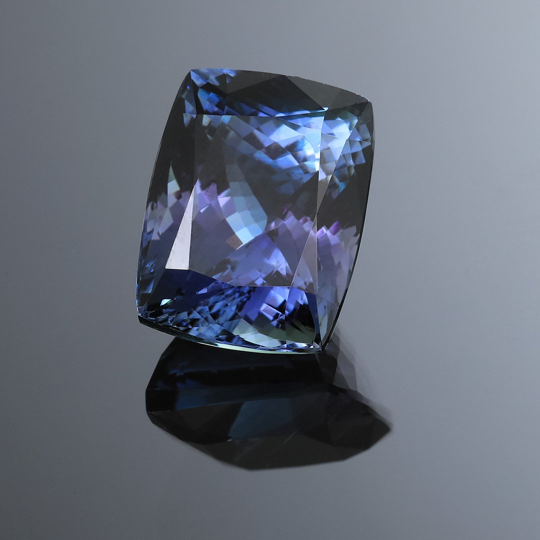 Tanzanite - Rectangle Cushion - 21.63ct