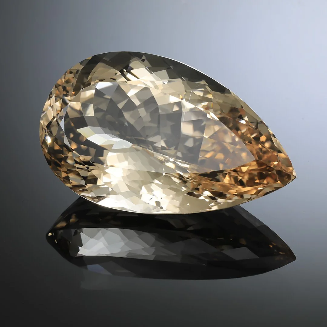 Champagne Topaz - Pear - 294.30ct