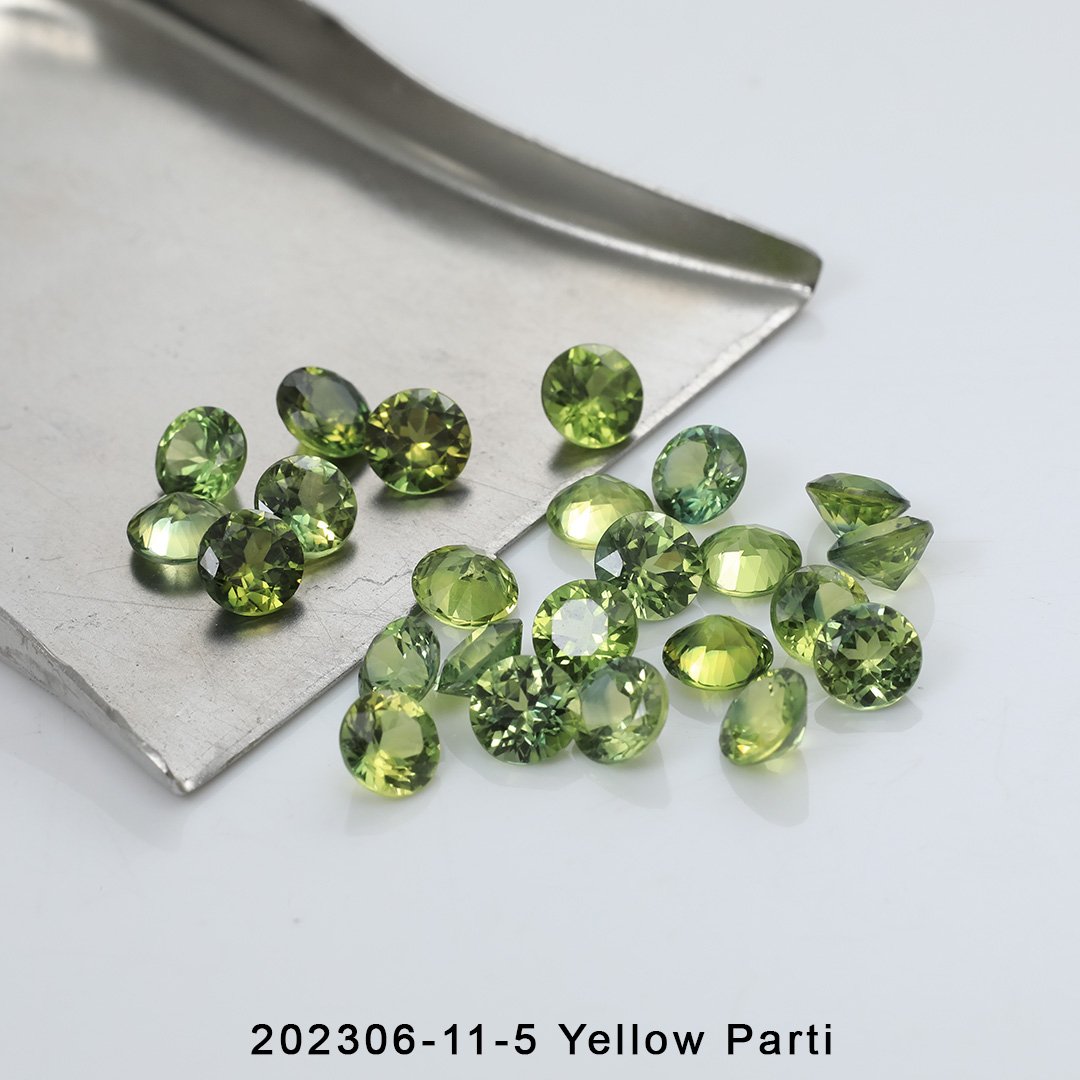 doug-menadue-bespoke-gems-parti-sapphire-round-brilliant-202306-11-5.jpg