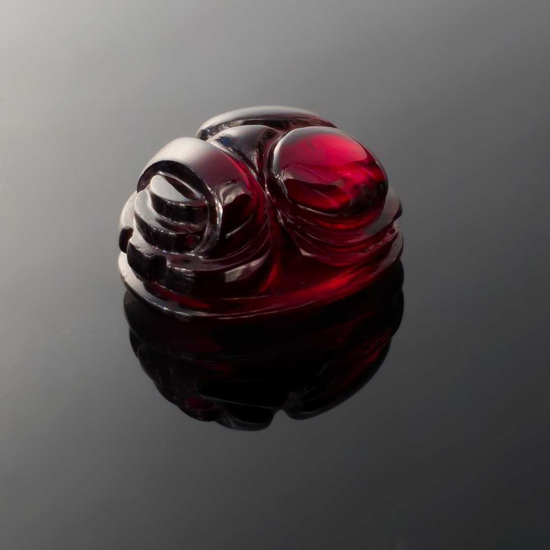 Gem Carving - Rhodolite Garnet - Scarab Beetle - 13ct